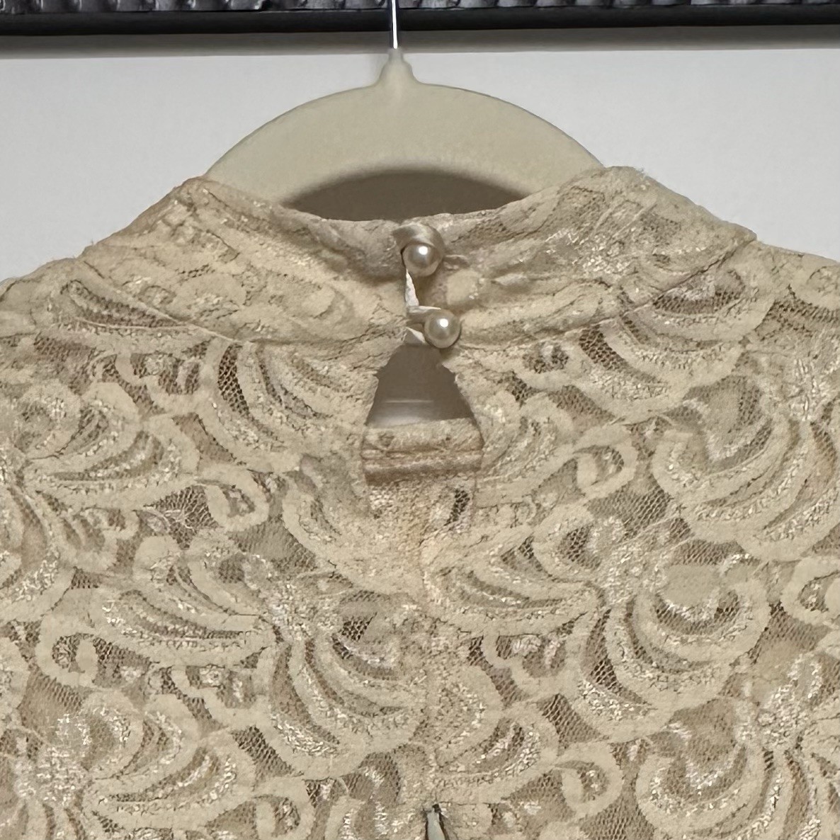 Vtg 80’s Style Victorian Lace Ribbon Blouse Pearl Button High Neck Peplum Top