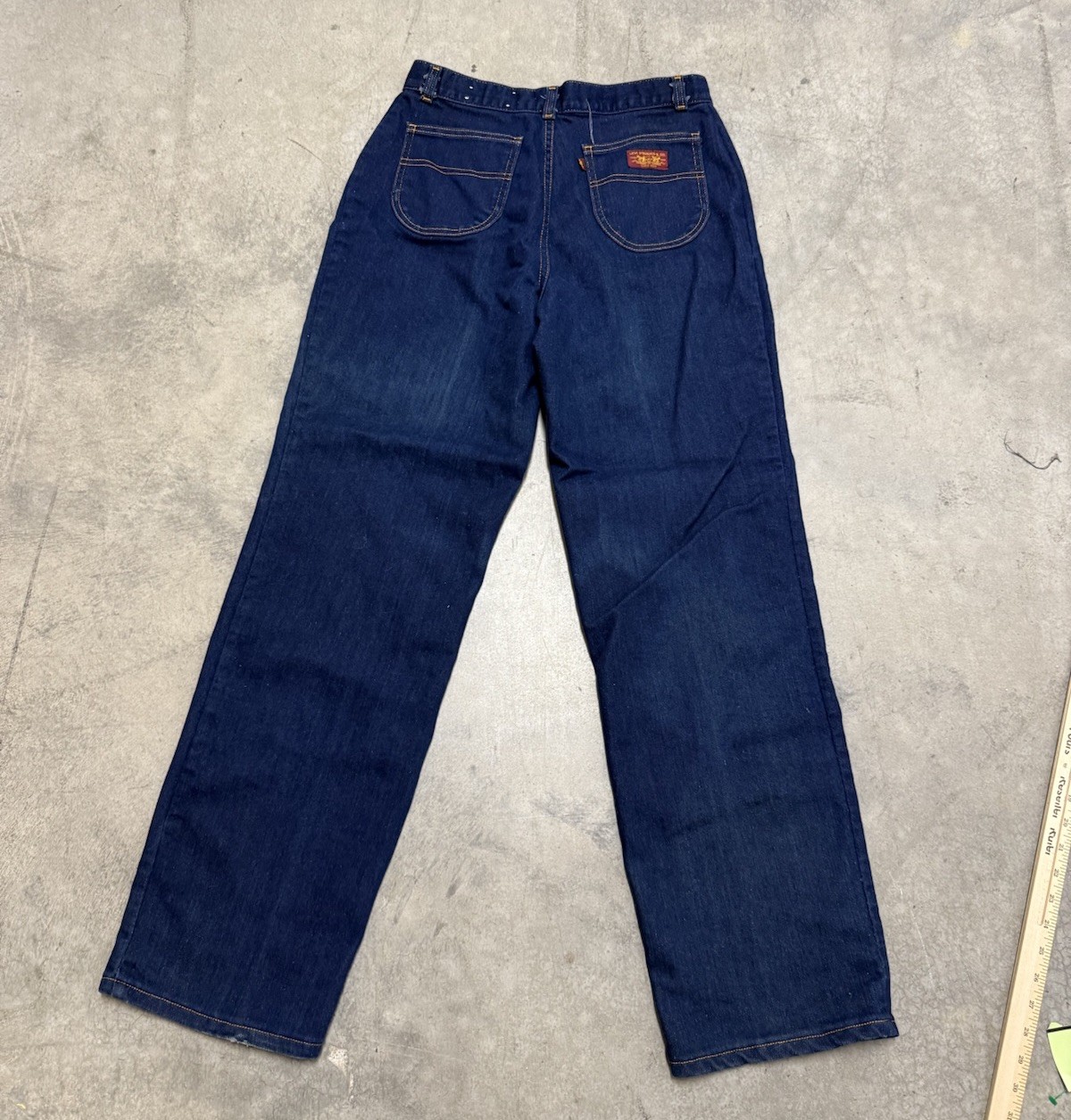 Vintage 1970s? Levi’s Jeans Women’s Scovill Zippers Dark Wash 30 X 32