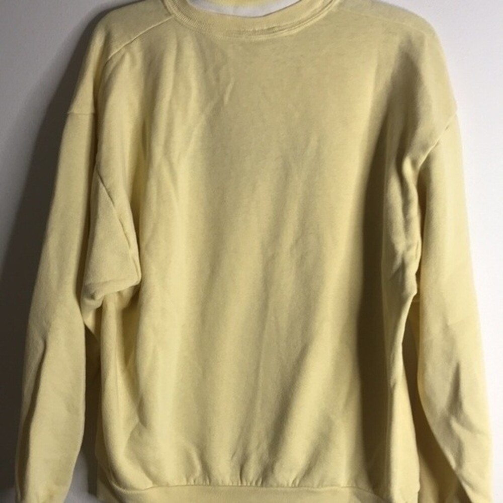 Vtg top stitch yellow sweater embroidere flowers size large made in USA cute 90s