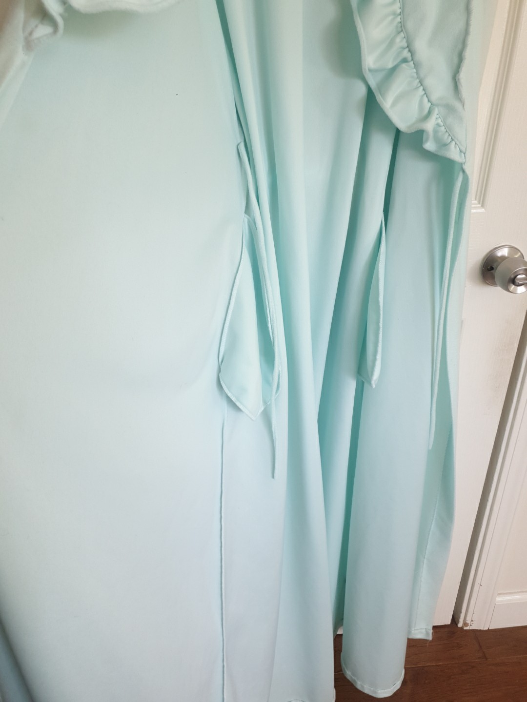 Vtg 80s Miss Elaine Nightgown Full Sweep Robe Sea foam Green Size-M