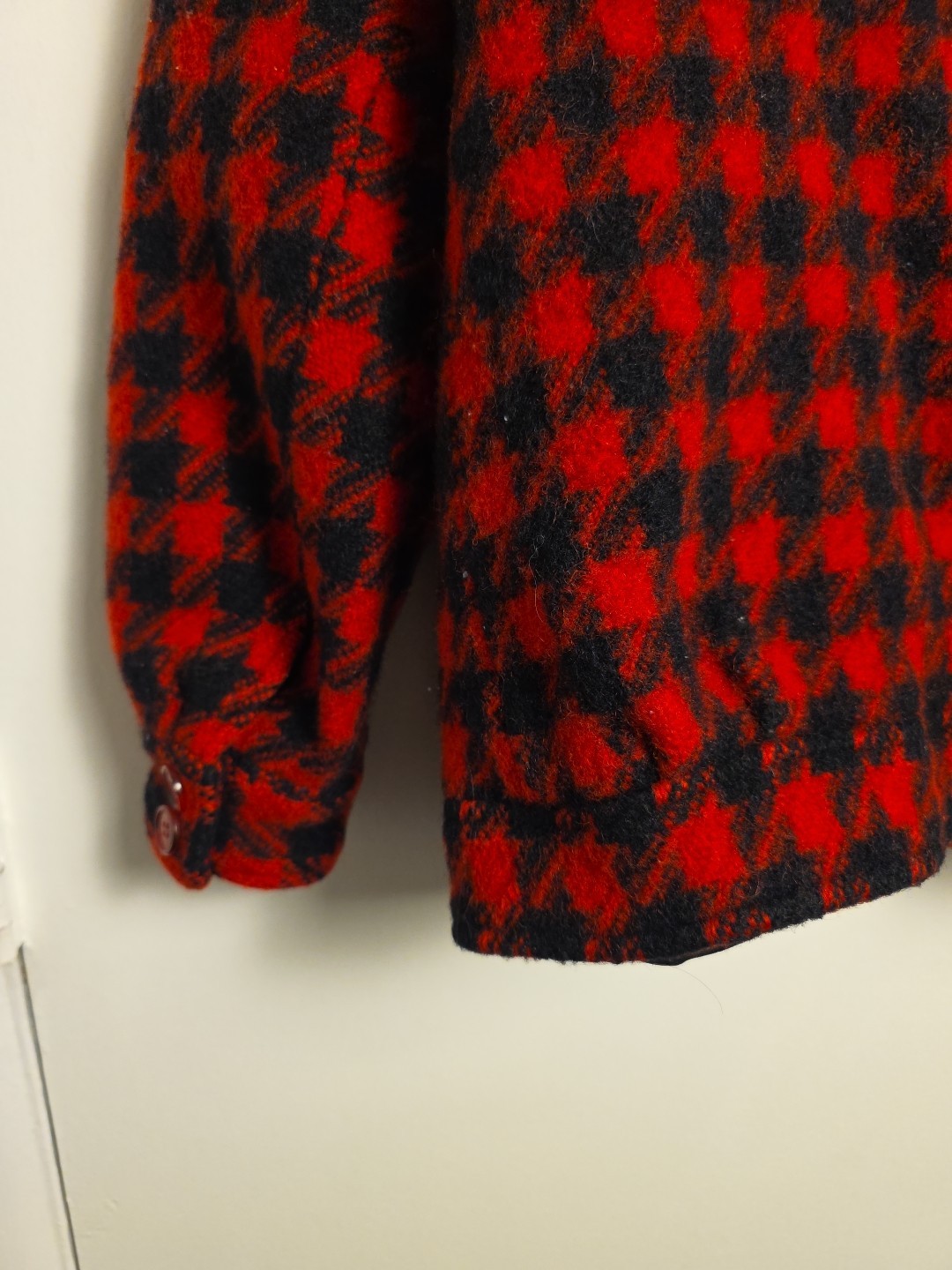 Vintage Pendleton Houndstooth Coat 1950s Button Up Black & Red Women’s Petite