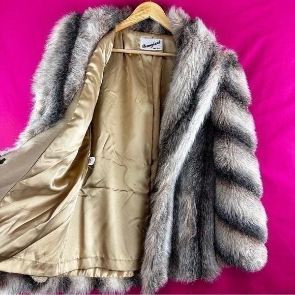 Vintage Faux Fur Striped Coat Brown Short Large Mob Wife Glam Luxury Chic