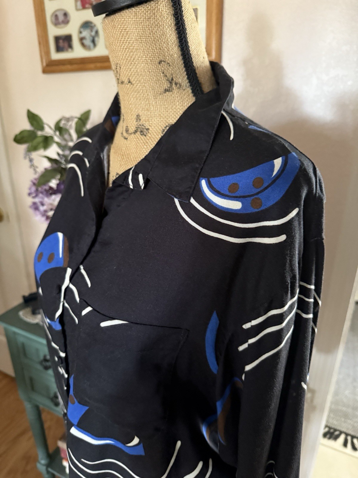 Vintage 80s Women’s SANTA CRUZ Collar Blouse Button Down BLACK ROYAL BLUE Size L
