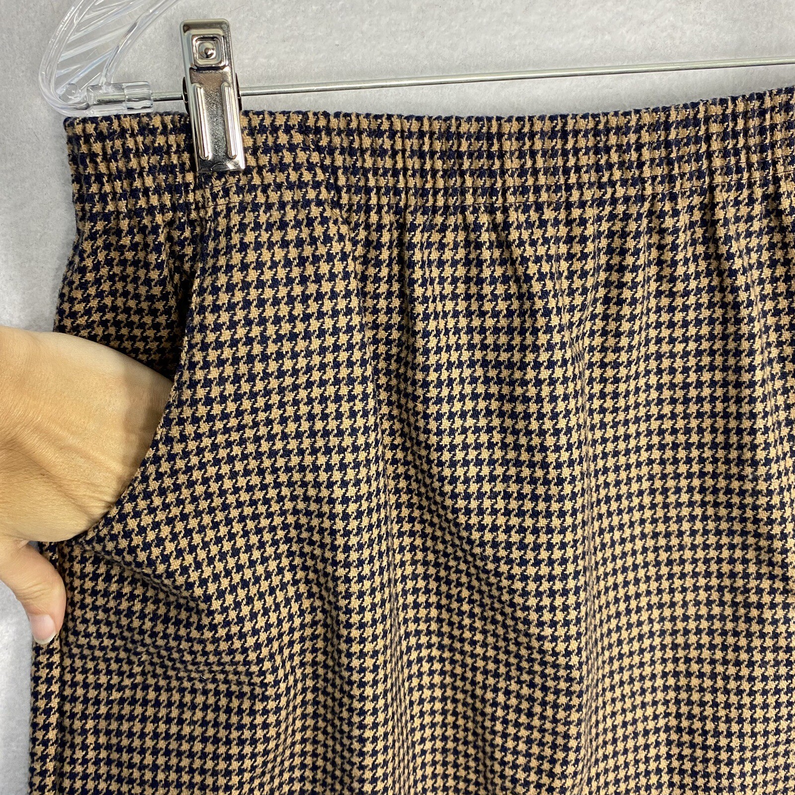 VTG Armondio Wool Blend Houndstooth Skirt Pockets 13 – 14 Brown Elastic USA 28