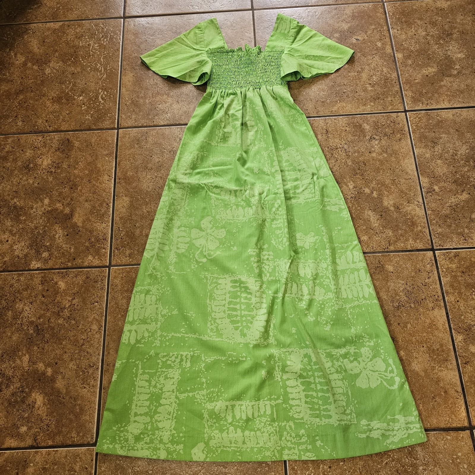 Vintage Penneys Hawaii Maxi Dress Lime Green Floral Leaves 1970s Hawaiian