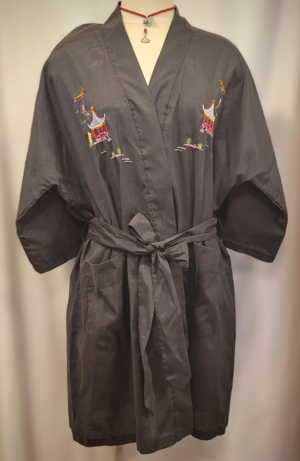OOAK! VINTAGE FEDO KIMONO ROBE Black w/Multicolor Embroidery ASIAN Chinese