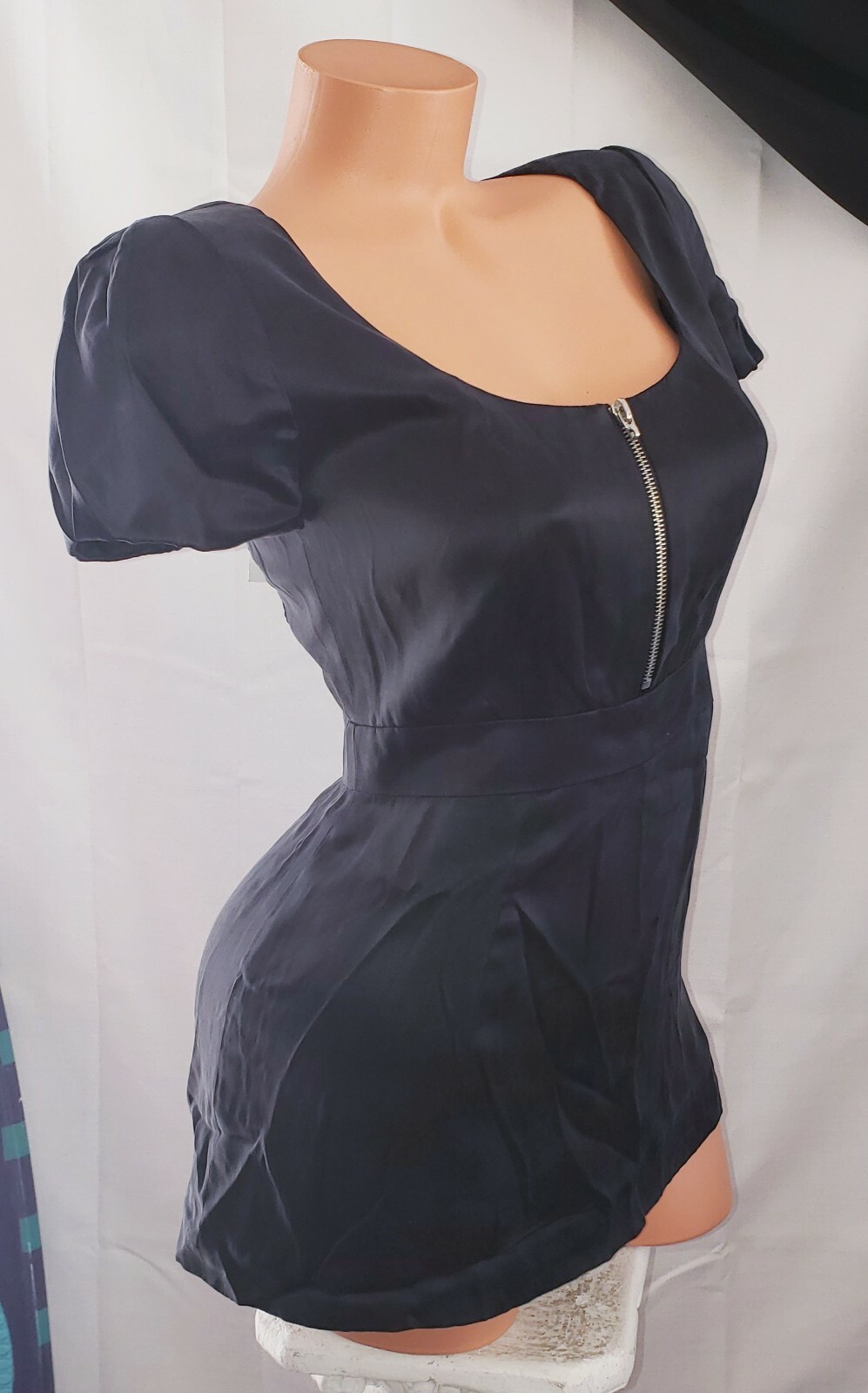 New Walter Baker Black Silk Business Dress Tailored Blouse Top Shirt Sz 0 Small