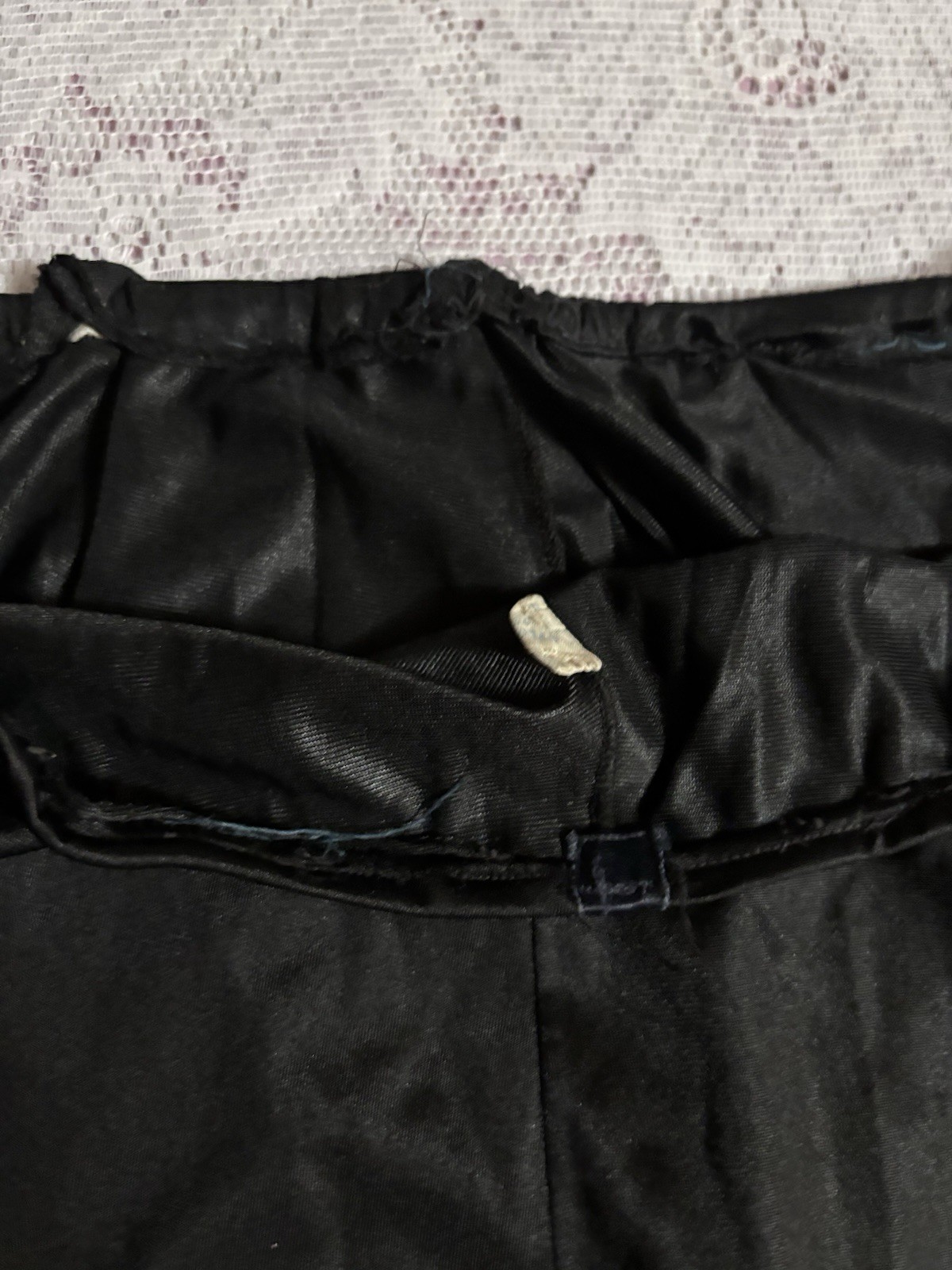 Charmode Vtg Sears Black Half Slip Sz Small
