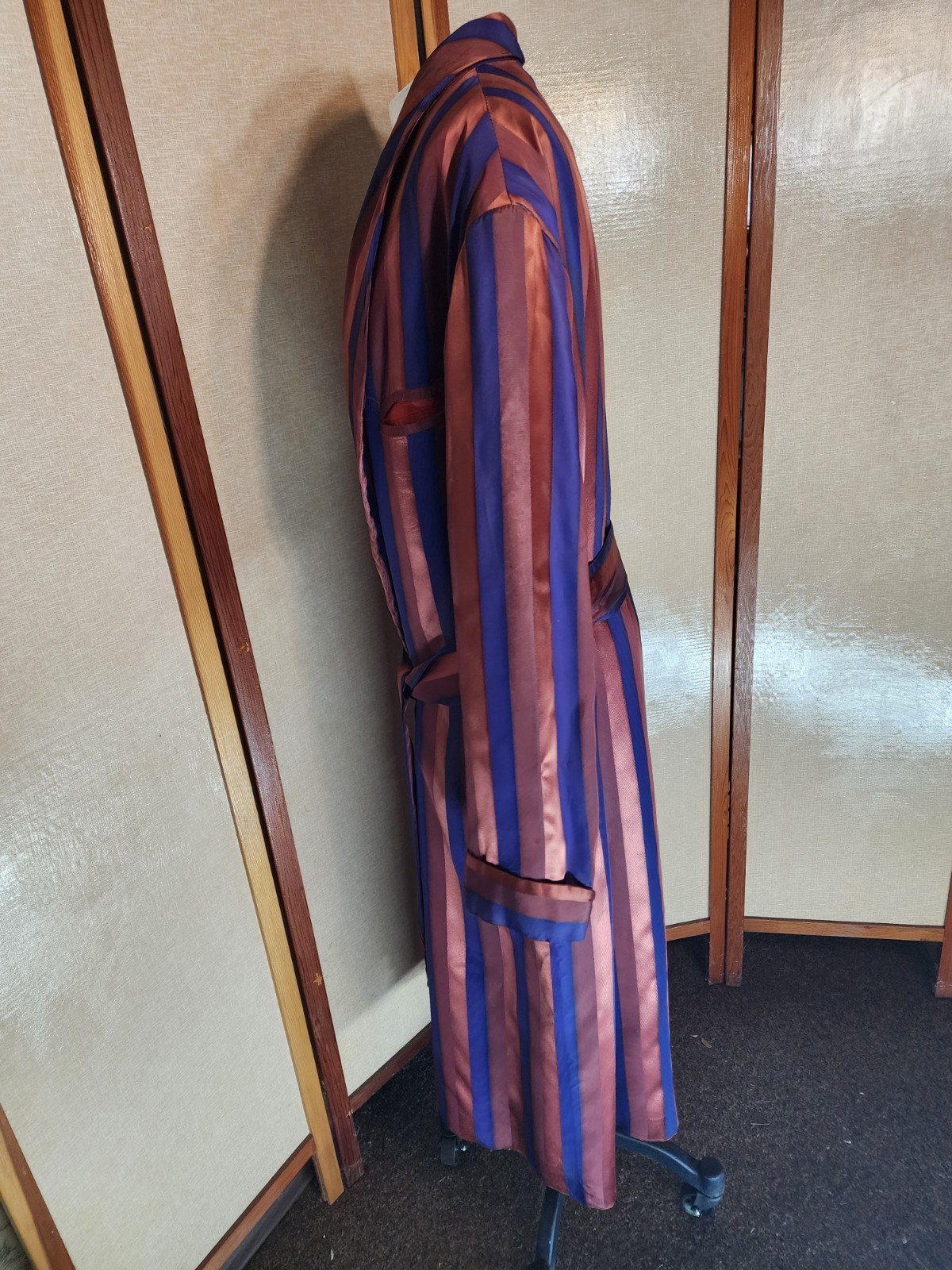 Royal Lounger Smoking Jacket 40s Maroon Blue Stripes Satiny Dressing Gown Deco