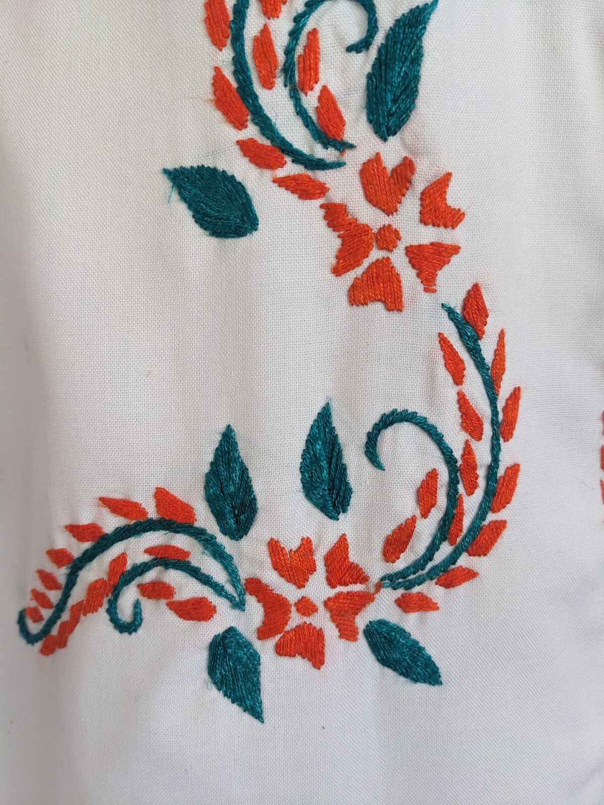 True Vintage Ethnic Hand Embroidered Floral White Tunic Maxi Dress Metal Zipper