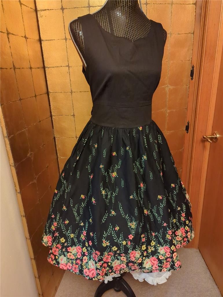 1950’s-80’s VINTAGE BLACK & FLORAL PRINT FULL COTTON SUMMER DRESS 38 BUST