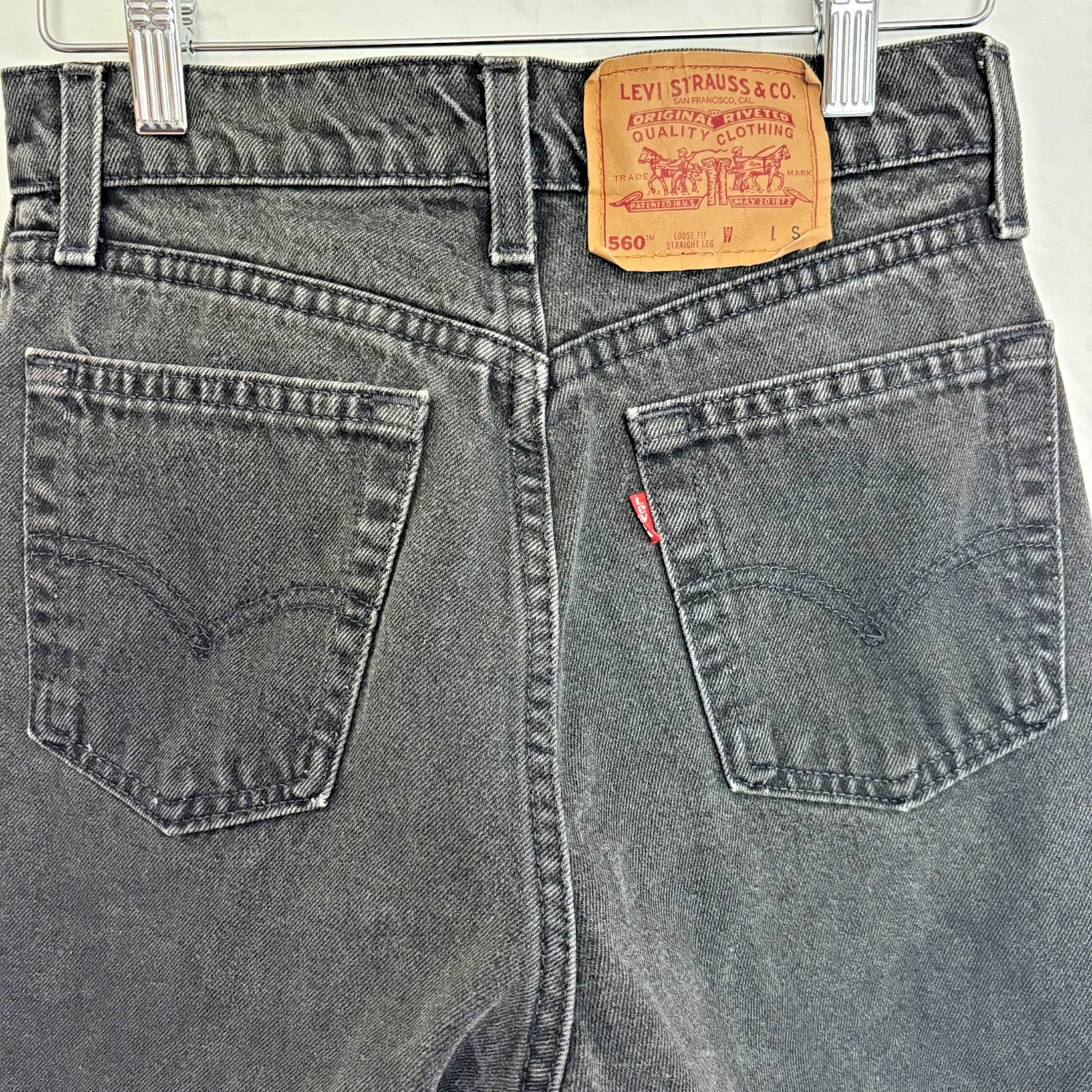VTG Levi’s 560 Loose Fit Straight Leg Jeans 90s Women’s Size 5 Black Made in USA