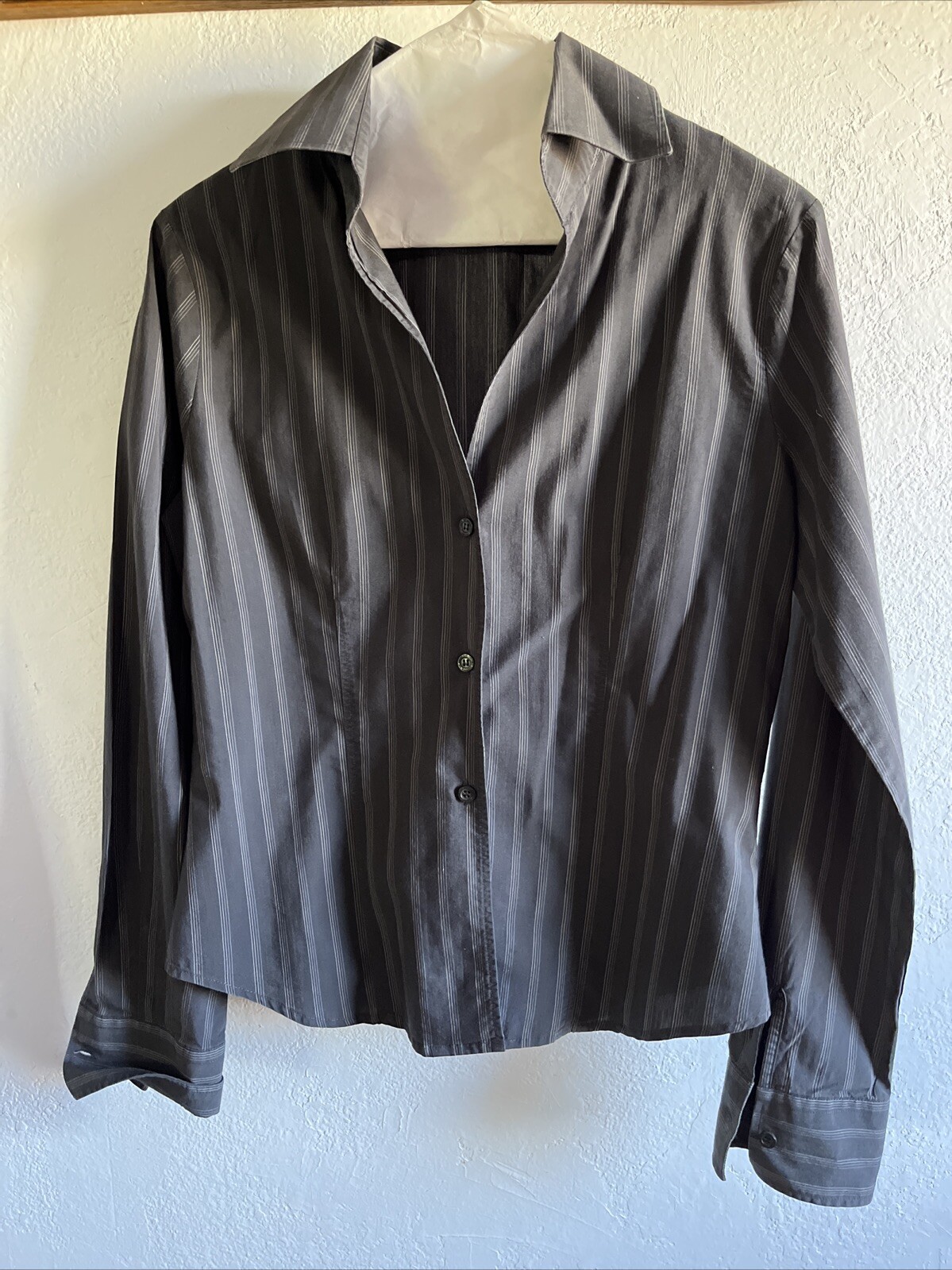 Benetton Women’s Button Down Pinstrip Fitted Blouse Classic Preppy Academic