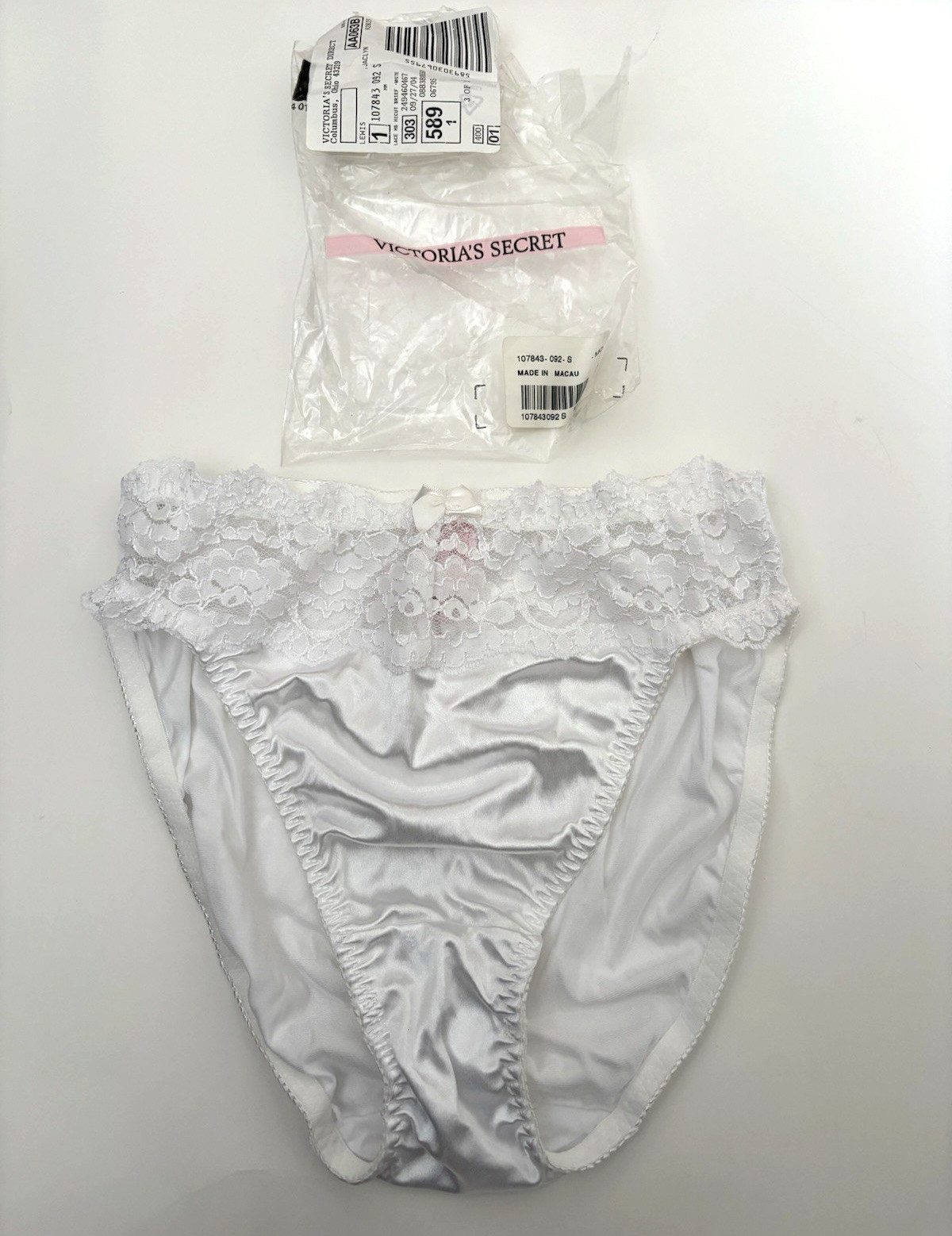 Vintage Victoria Secrets Second Skin Satin White Y2K High Cut French Leg Panty S