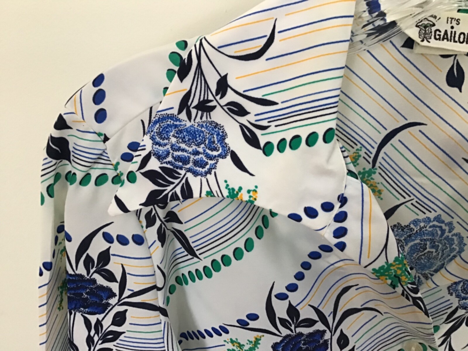 Vintage 70’s GAILORD Texturized Polyester Blue Floral Blouse Size 8 Disco Era!