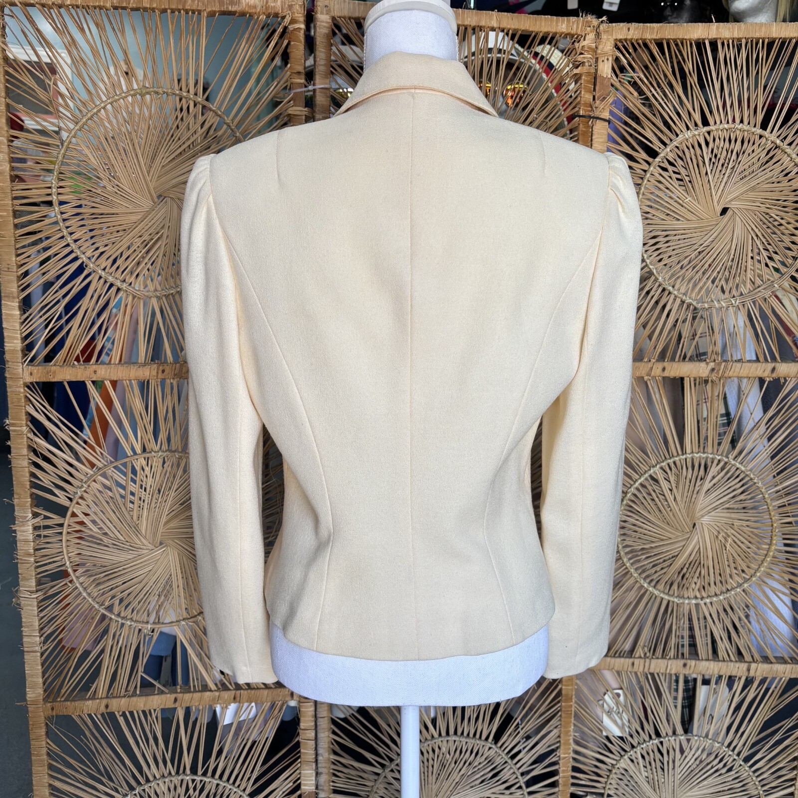 Vintage 80s Cream Wool Womens Blazer S/M Crop Tailored Suit Jacket David Hayes