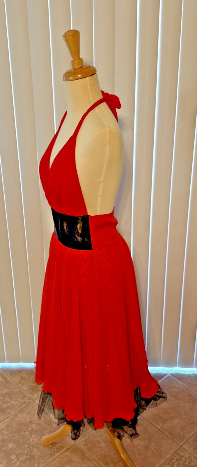 VTG 50s Marilyn Monroe Style Red Halter Midi Dress Black Tulle Cocktail Sz Small