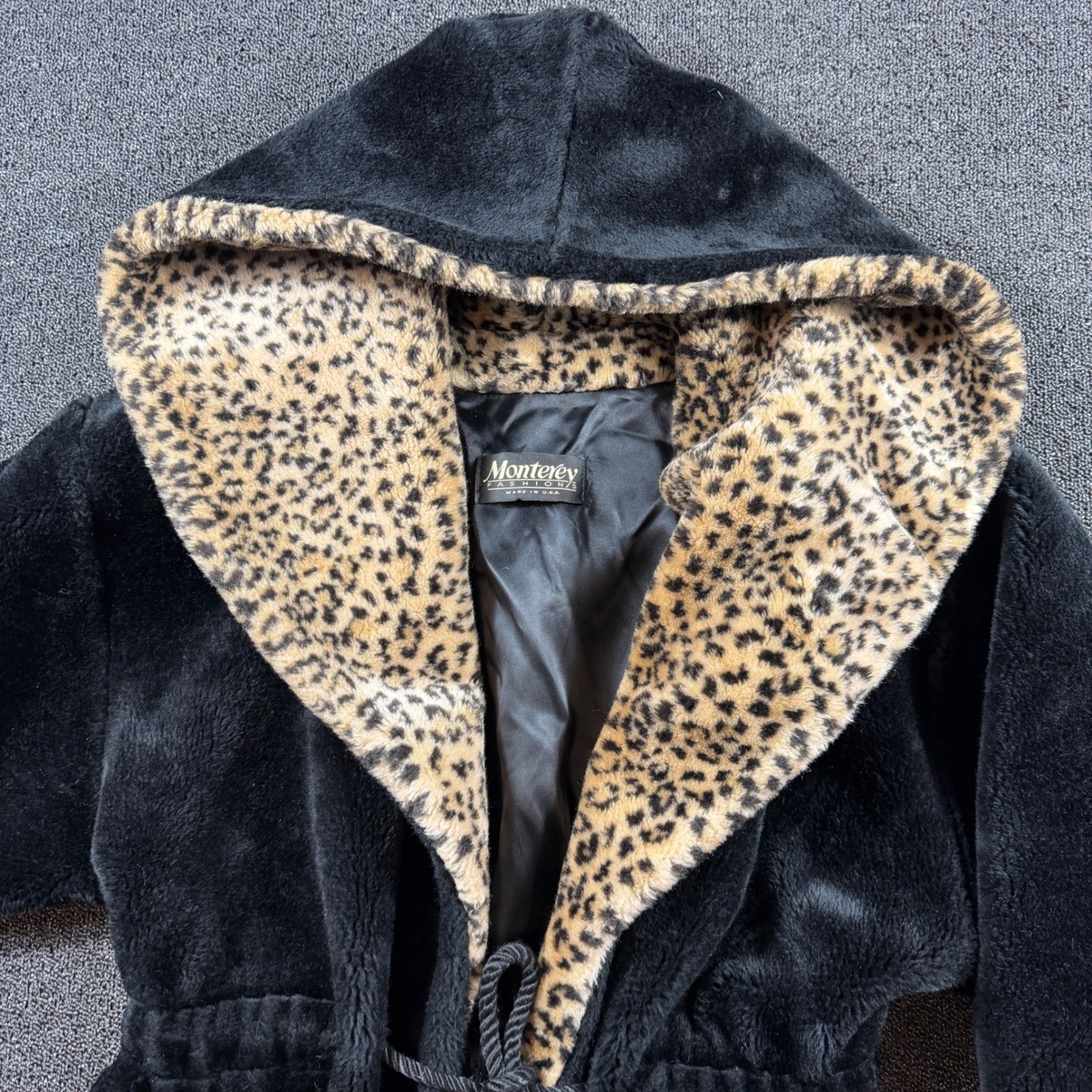 VTG Monterey Fashions Faux Fur Fleece Coat Women’s M Leopard Print Trim 80s USA