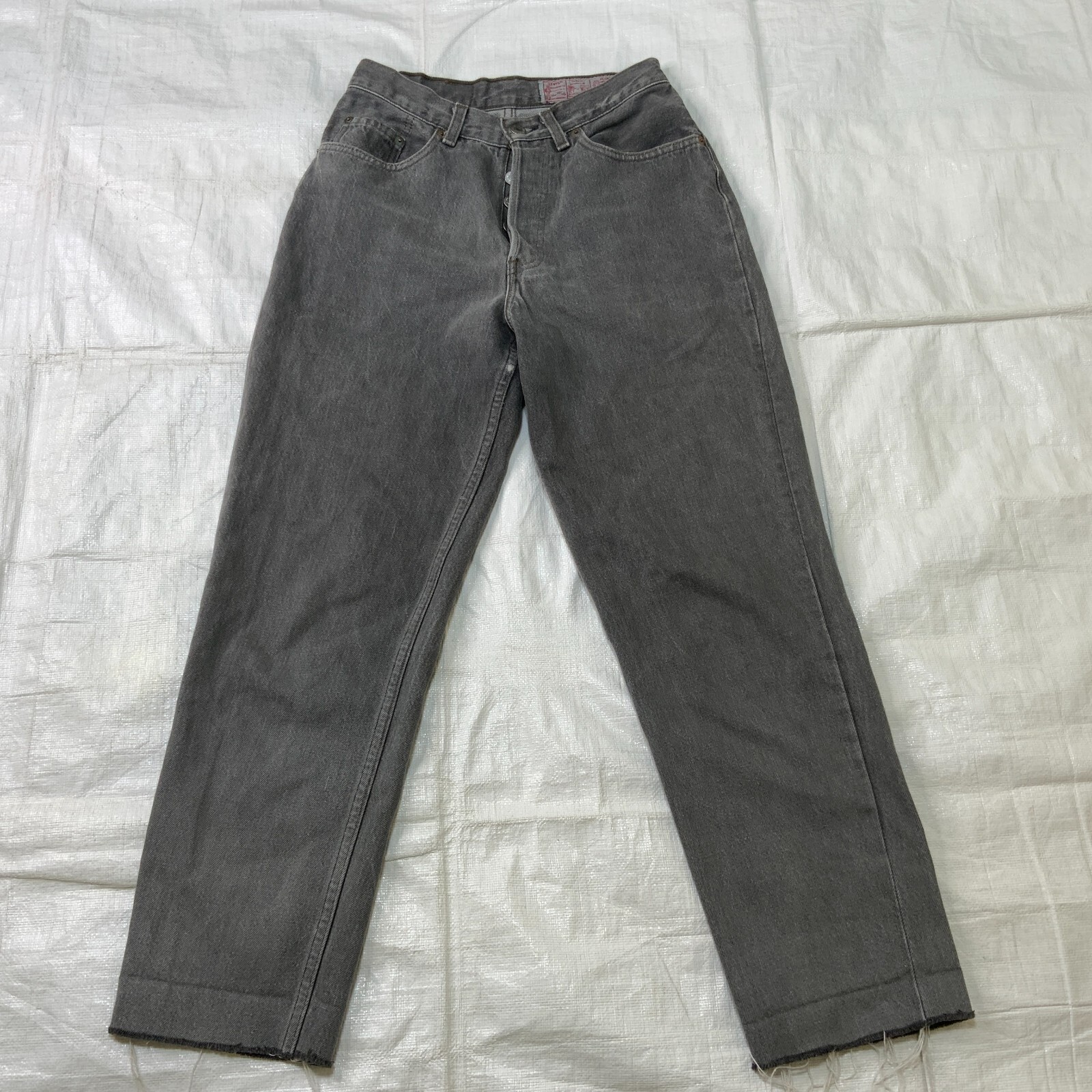Vintgae LEVI’S 901 Womens Jeans Gray Tag 28×32 Real Size 25×25 Made in France