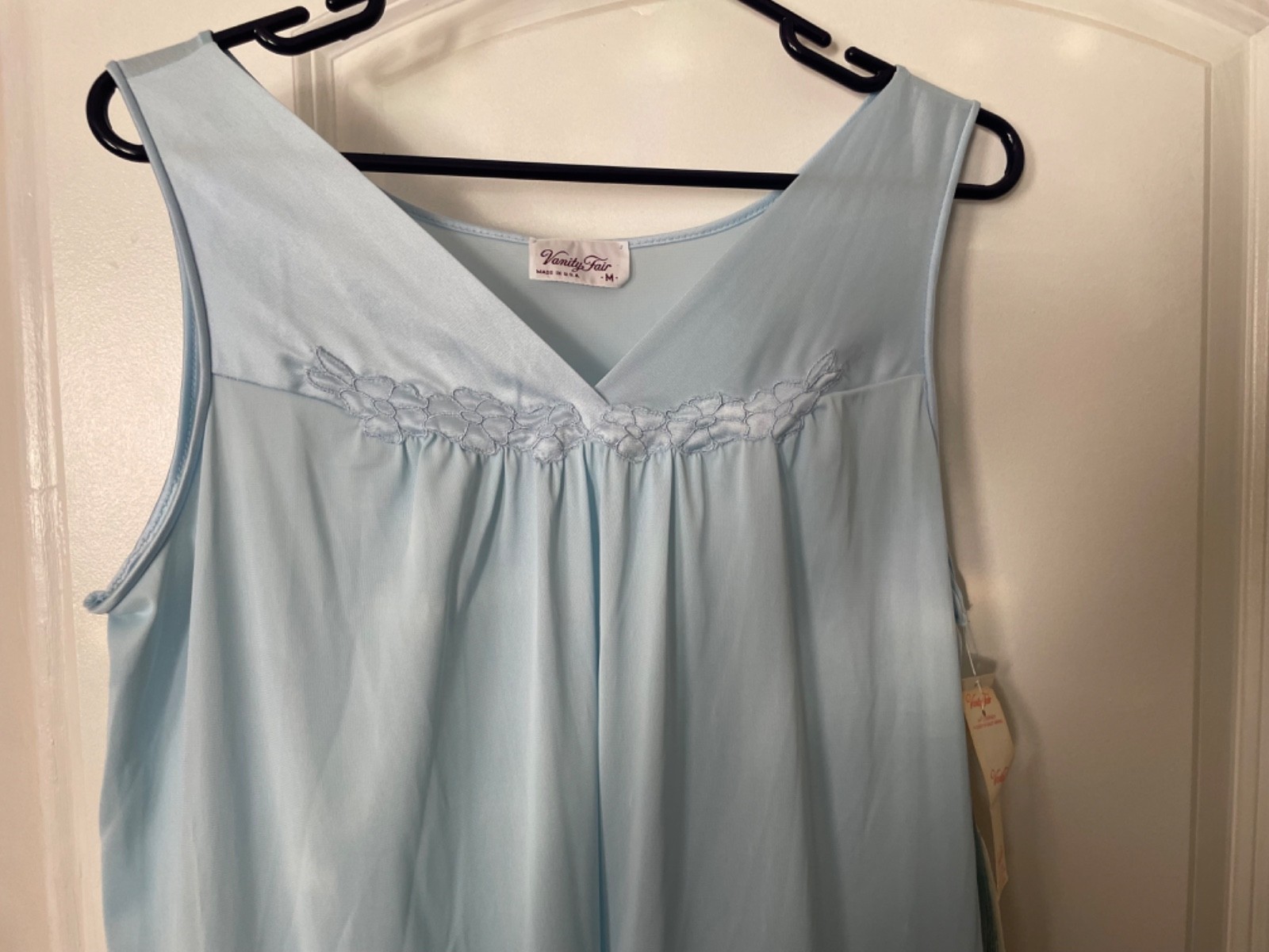 NWT (USA made) Original Vanity Fair Nightie Knee Length Med