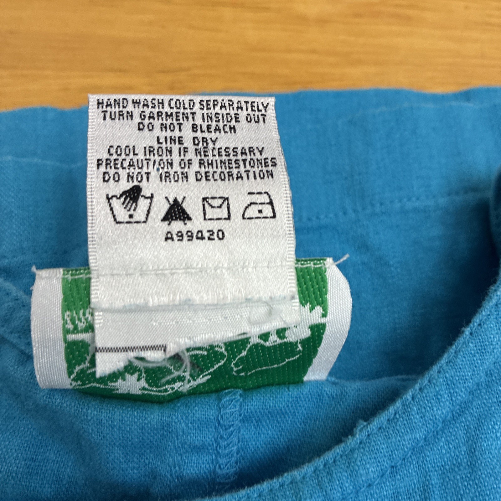 Vintage Quaker Factory Large Aqua Blue Celestial Linen/ Rayon Dress Pocket