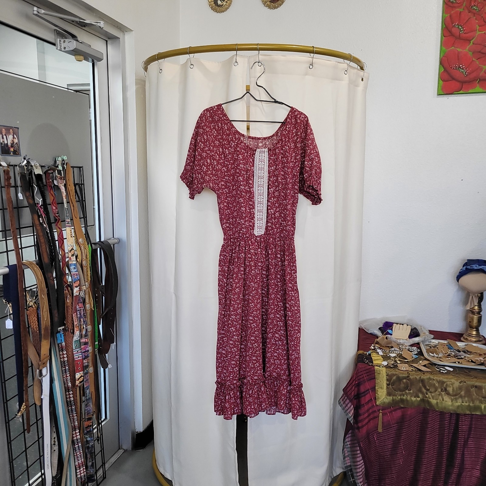 Vintage Prarie Handmade Calico Maroon Floral Dress Lace Accents Matchingt Belt