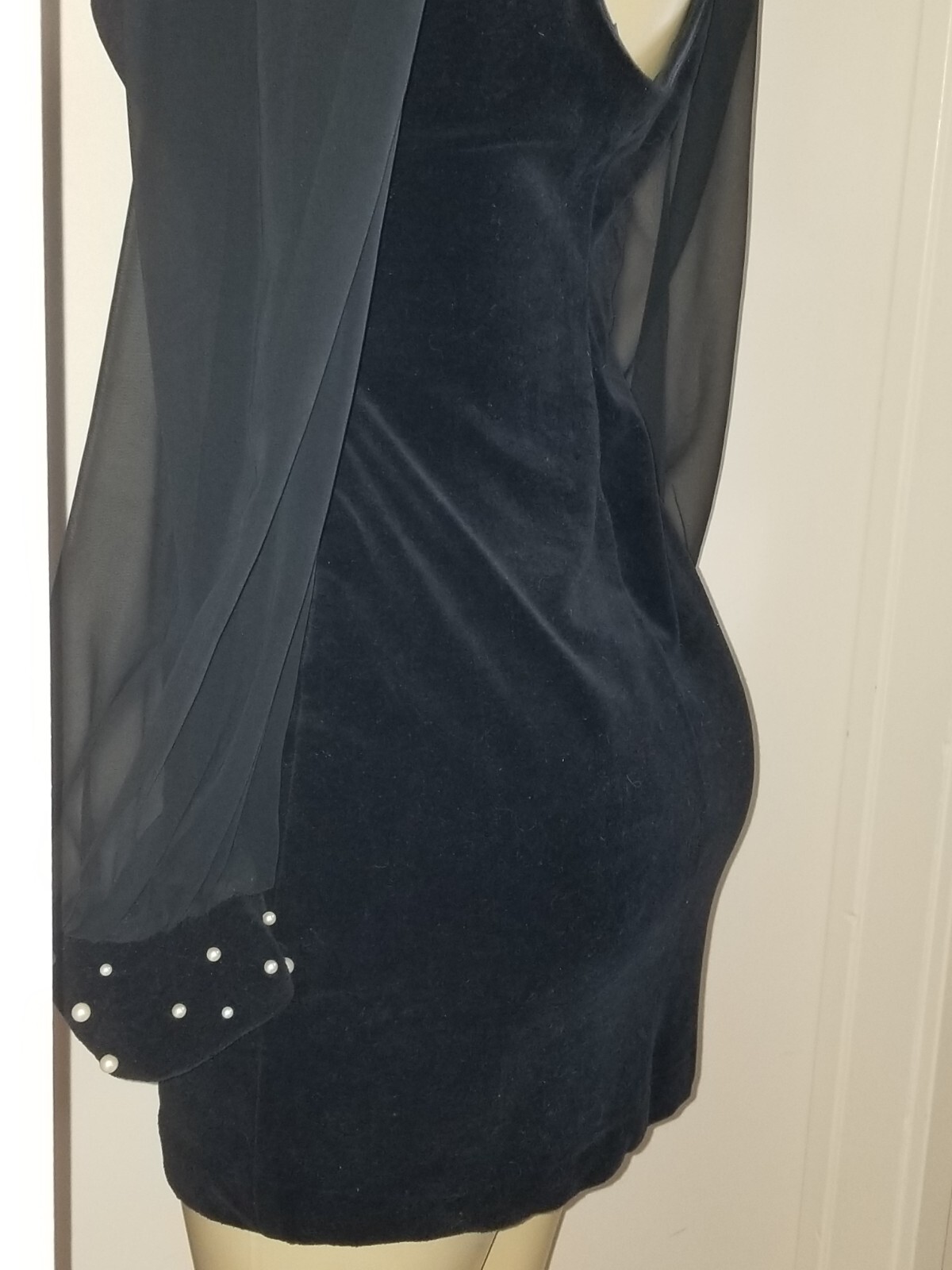 Vintage 80s Karen Okada climax david Howard pearls velour dress