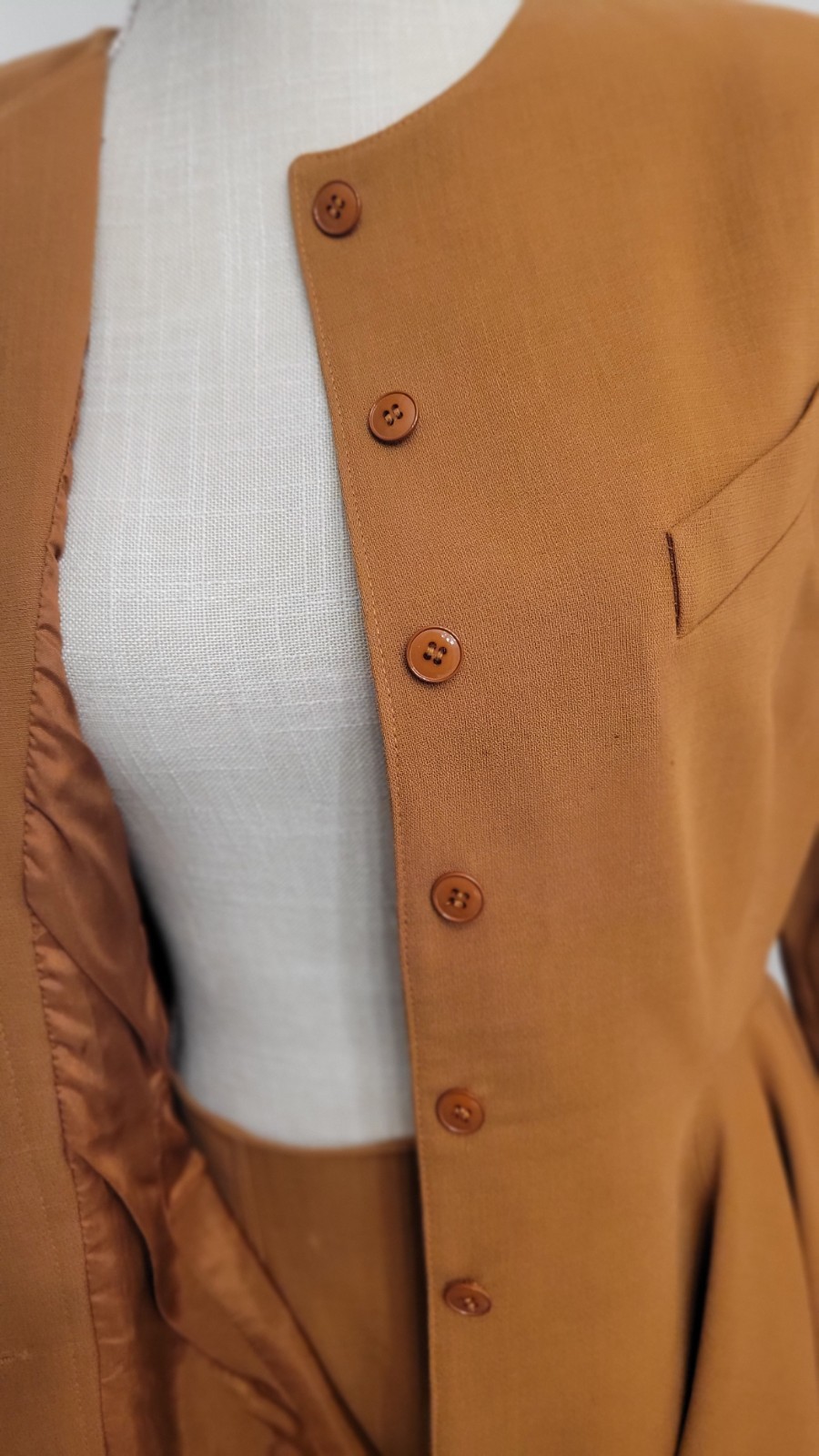 Vtg Skirt Suit Sz 8 French Import Couture 80’s Paris Wool Jacques Molko Note Gvc