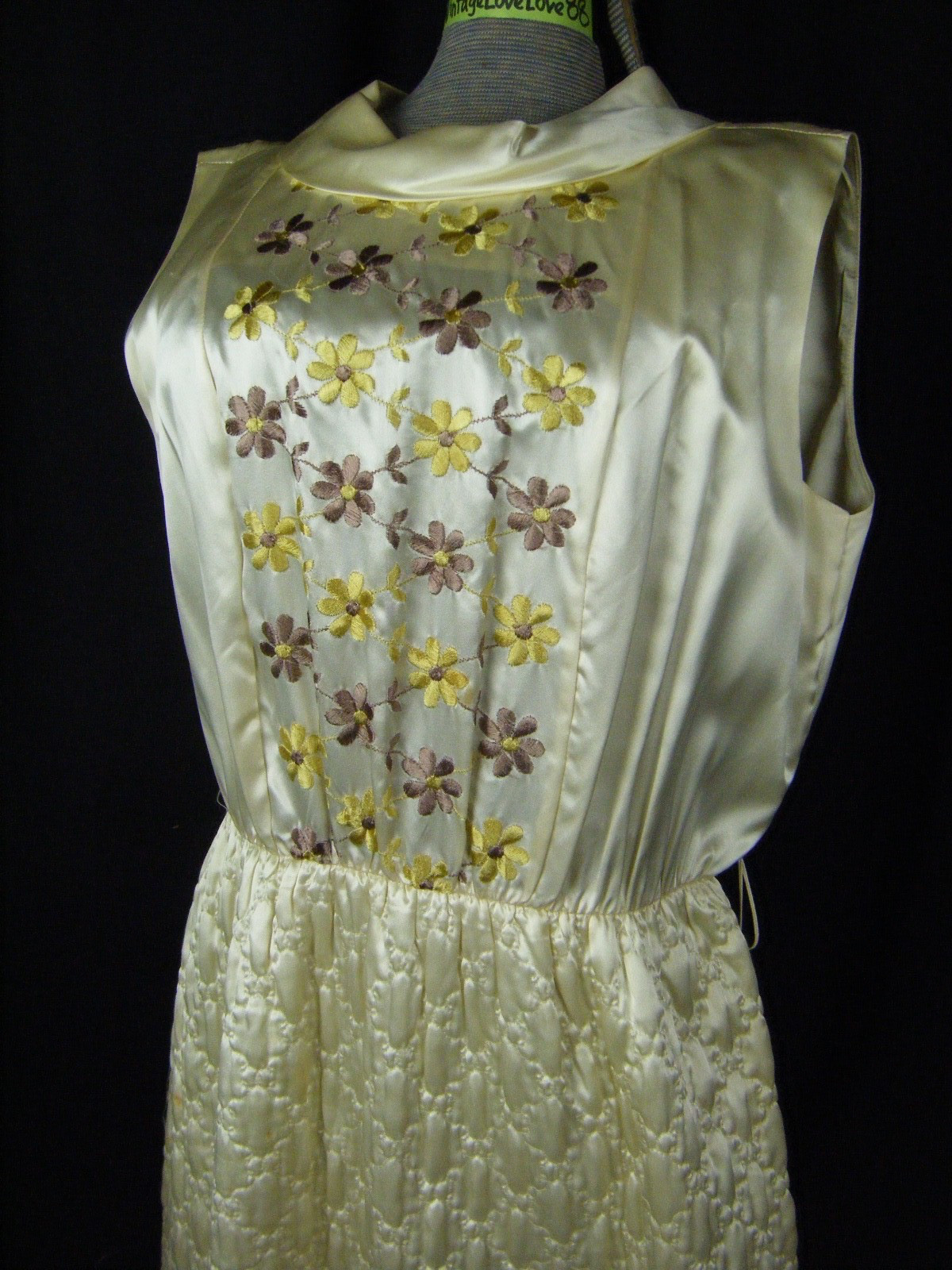 Vtg 60s Cream Satin Floral Embroidered Quilted Long Dress-Bust 44/L
