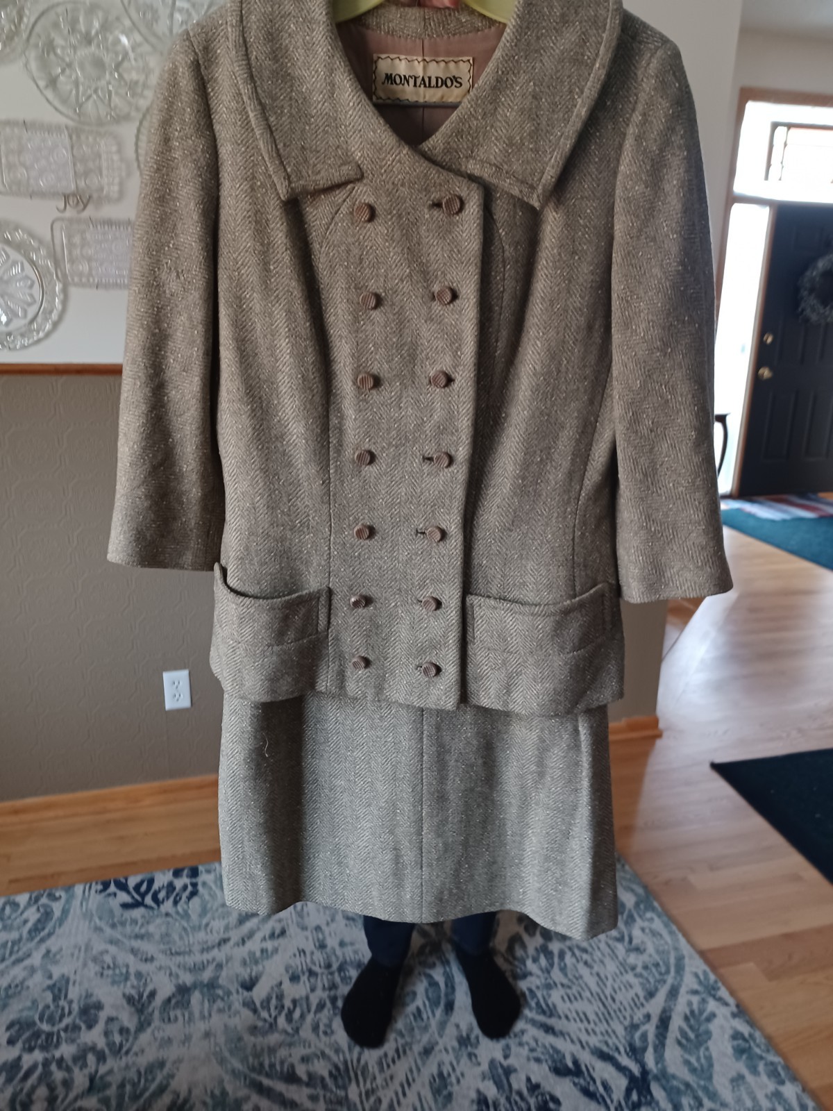 Vintage Montaldo’s Grey Skirt – Double Breasted Jacket Combo, 1960s 3/4 Sleeve