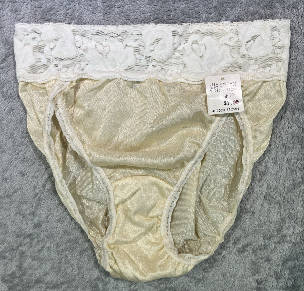 Vintage Kiki Bikini Brief Panties Yellow Gold Nylon w/Lace Waist Size 5 Small