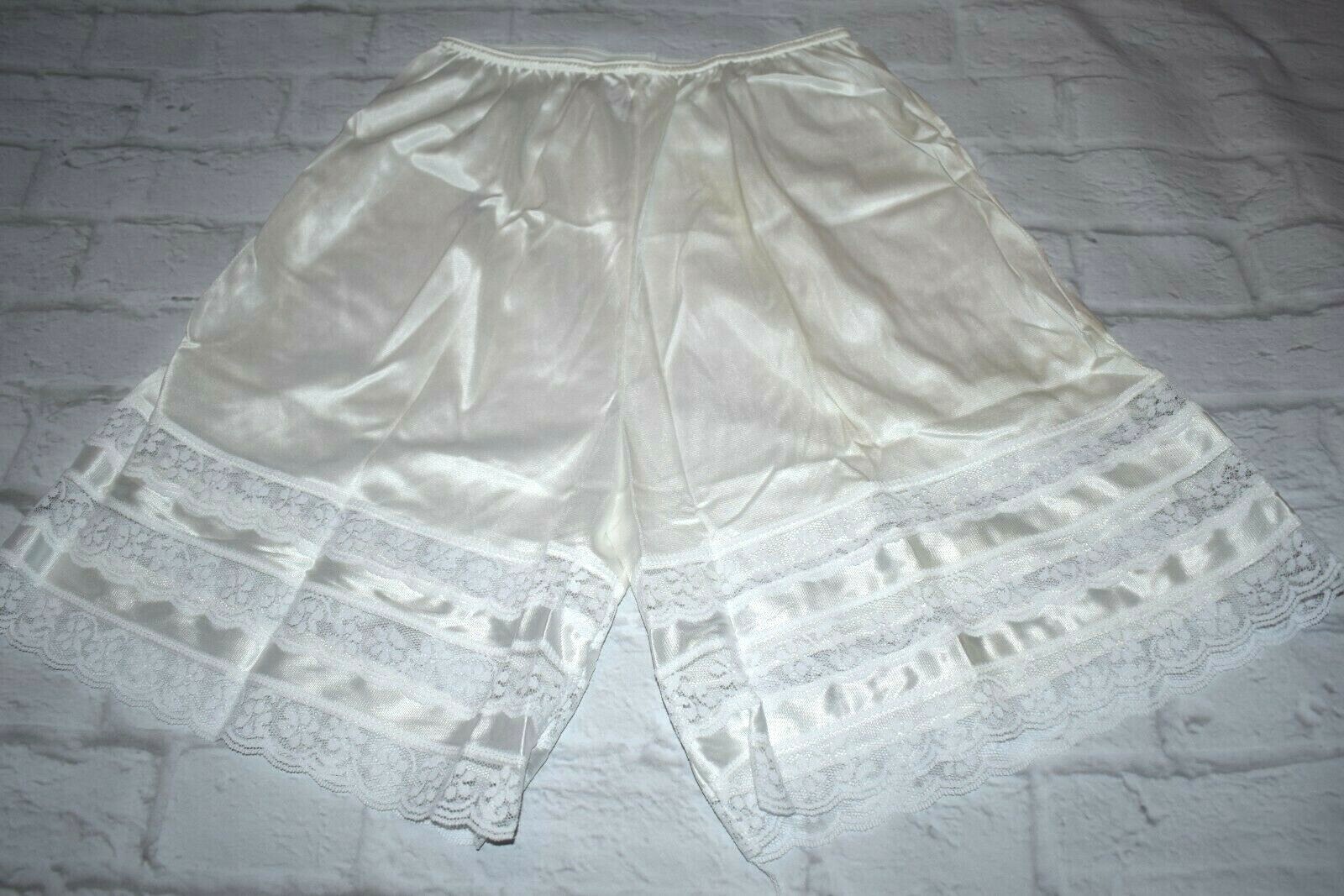 Vintage VELROSE. Pantaloons White Antron lll Nylon Lace sz M NEW Made in USA