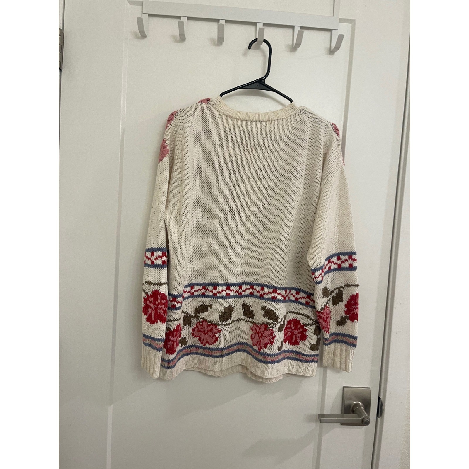 Vintage Cottagecore GrandmaCore Cardigan Floral White Pink Red Knit