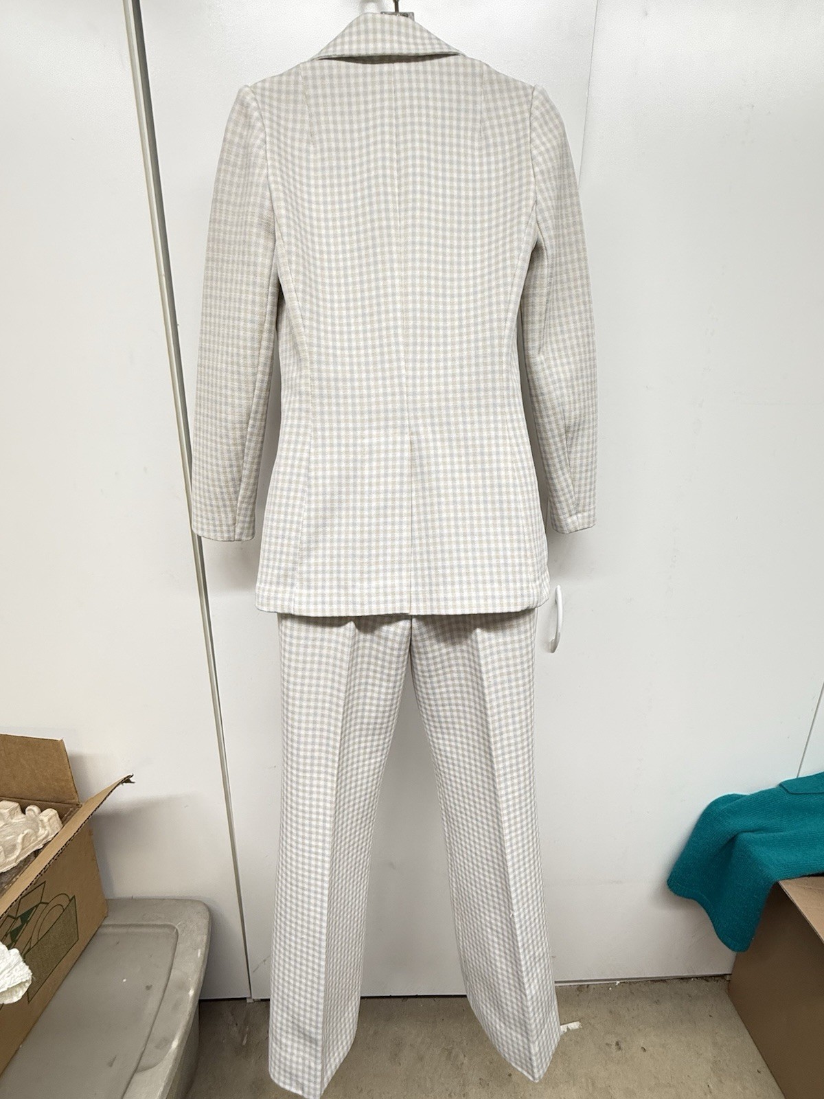 VTG Rhodes Woman’s Leasure Suit, Size Small, Plaid Gray White Beige 2 Piece Set