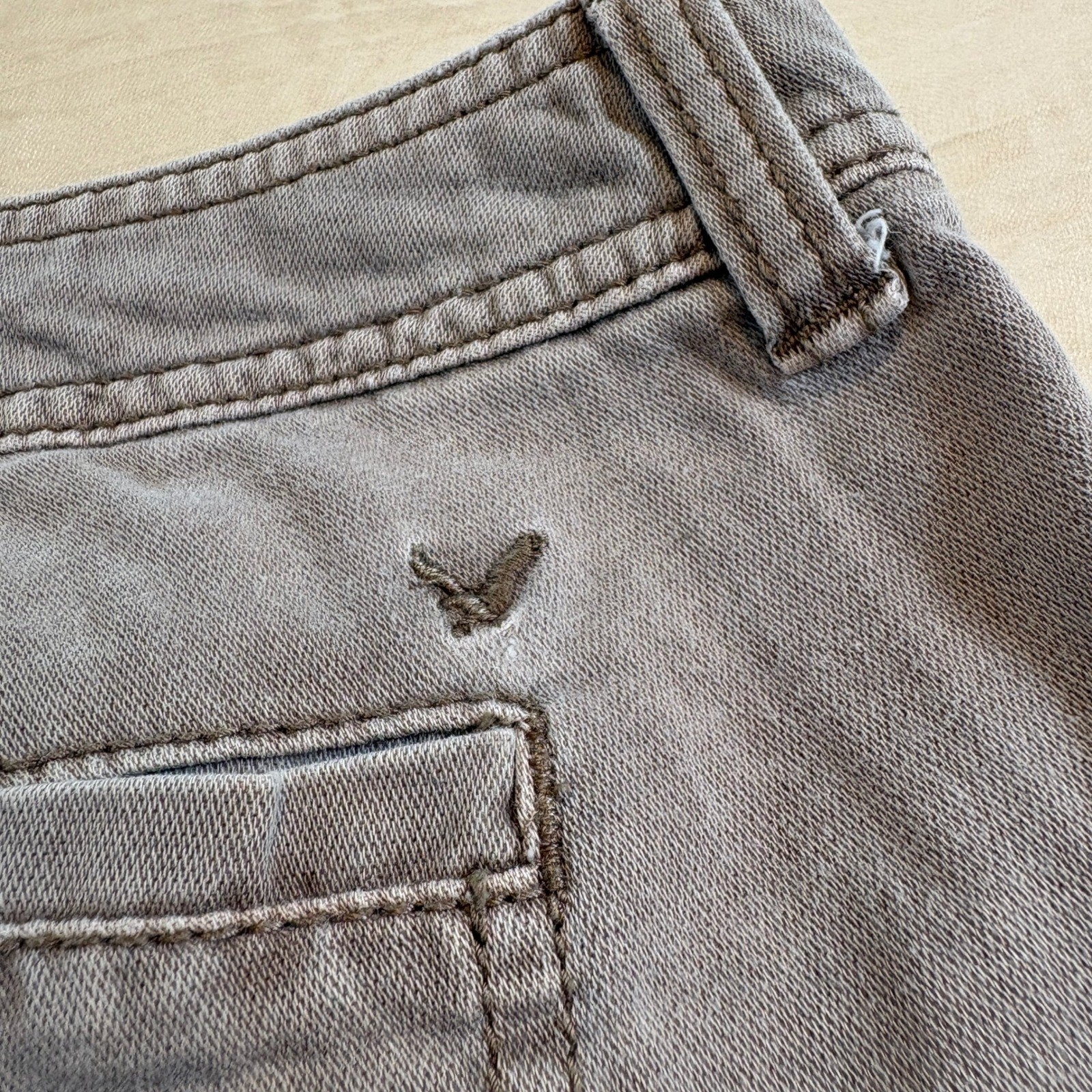 American Eagle Outfitters Womens Vintage 2013 Stretch Tan Short Shorts Size 34