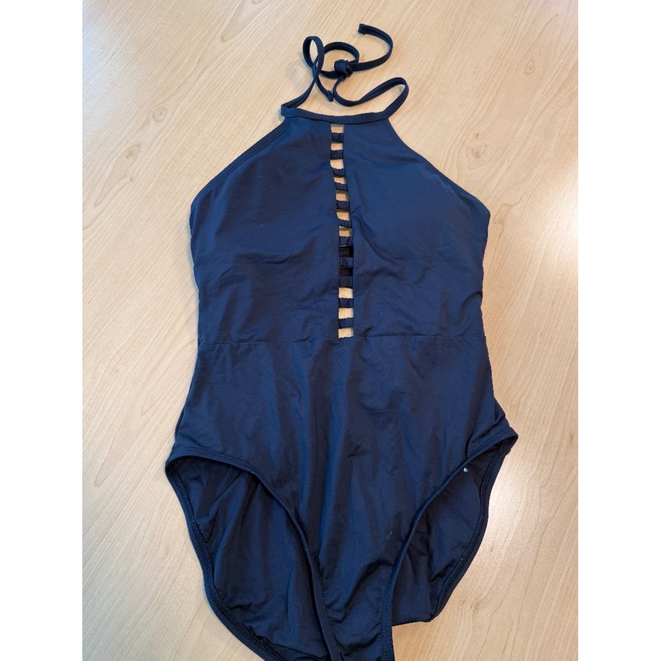La Blanca Black High Neck One Piece Swimsuit Size 8 Strappy Back Halter Swim