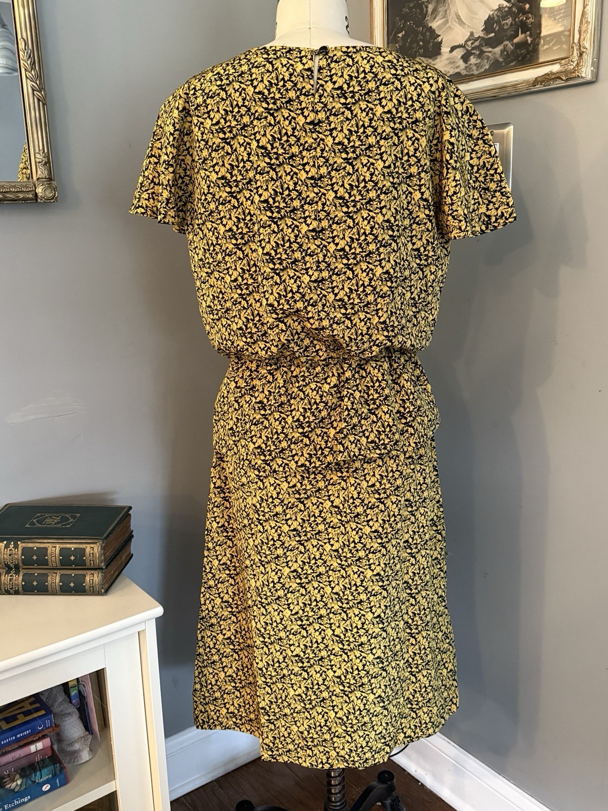 1980s Black And Yellow Peplum Dress With Shoulder Pads