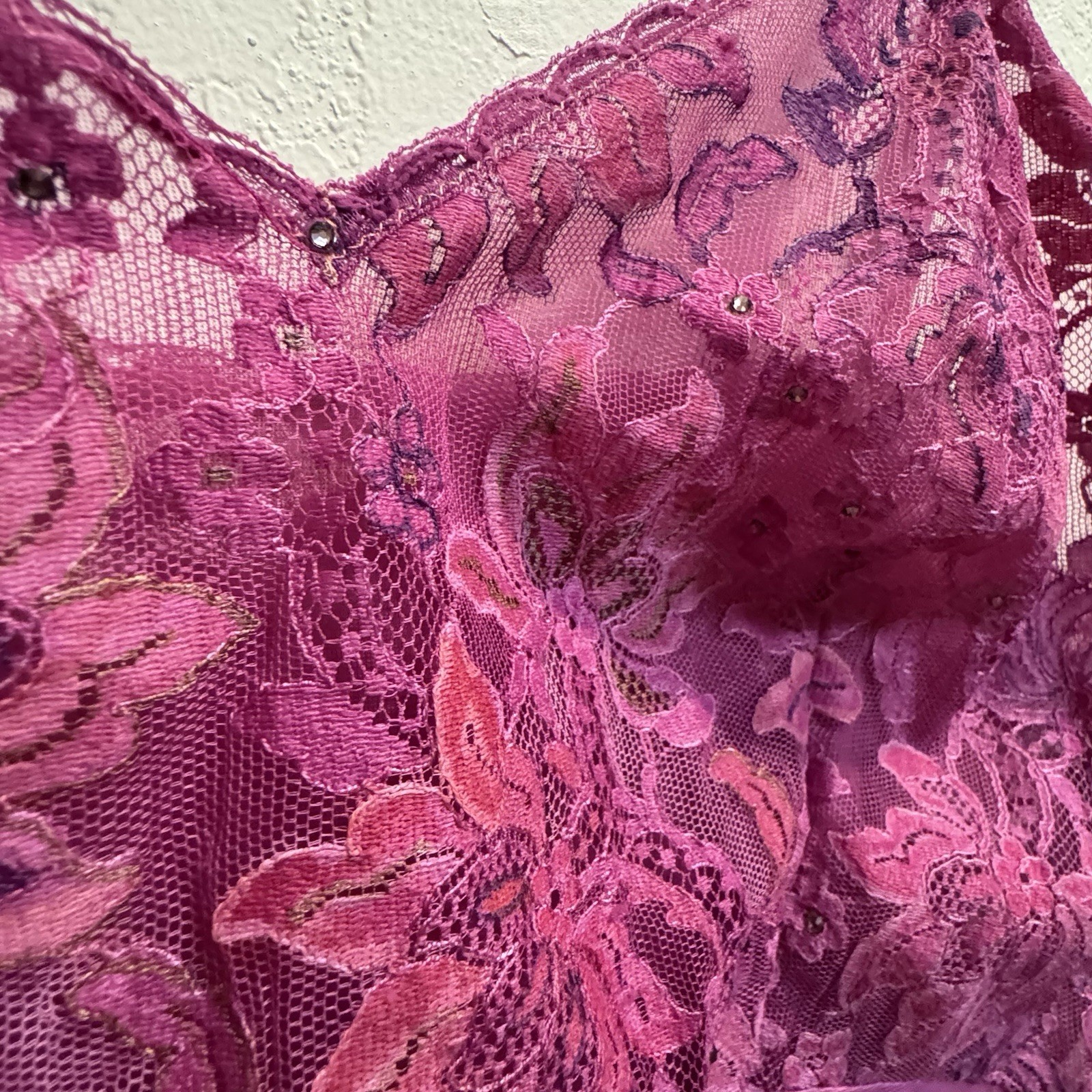 Unique Rare Fuchsia Rhinestone Detailed Lace Slip Vintage Lingerie Sz L 12 / 14