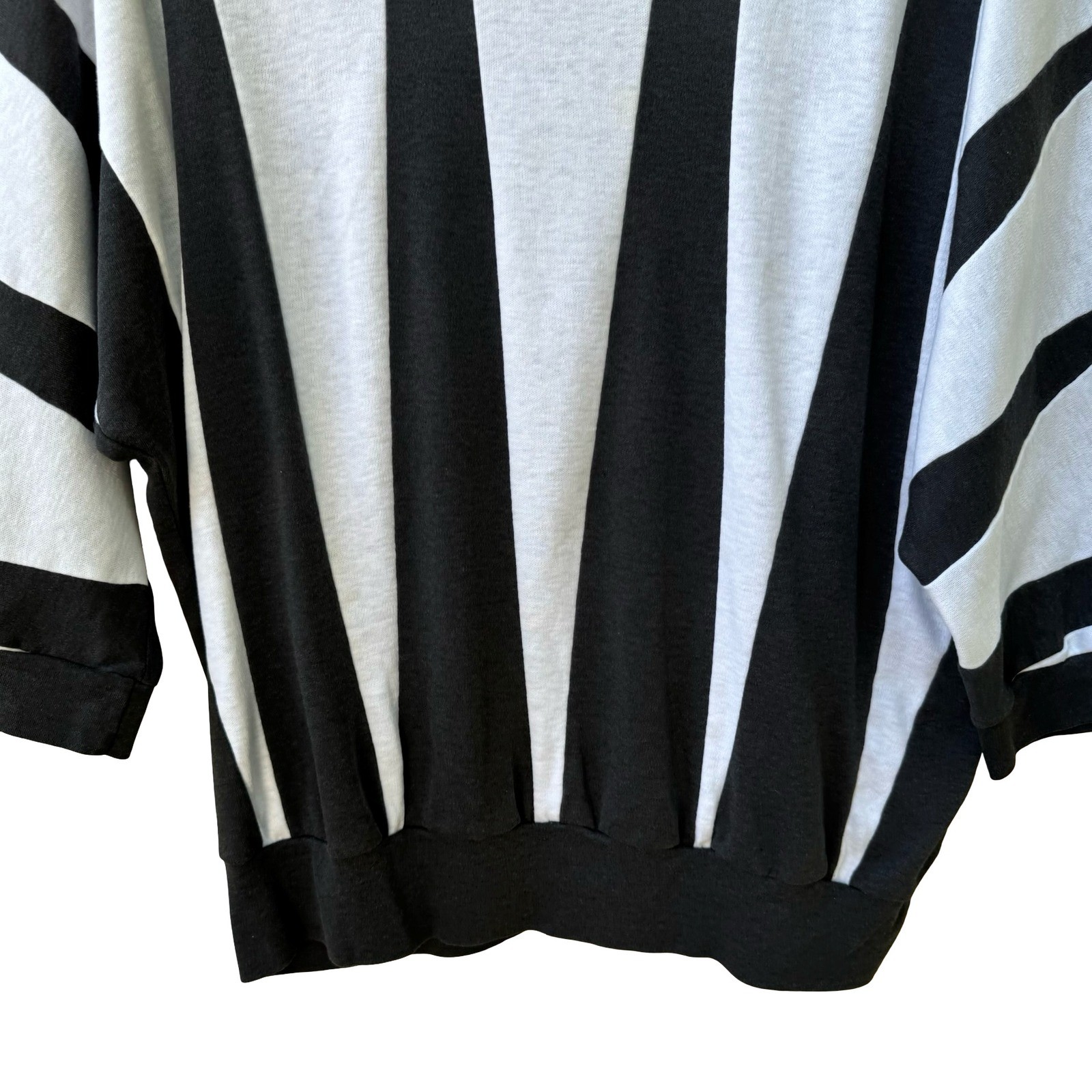 Gilda of California Vintage 80s Mod Minimalist Dolman Sleeve Sunburst Knit Top