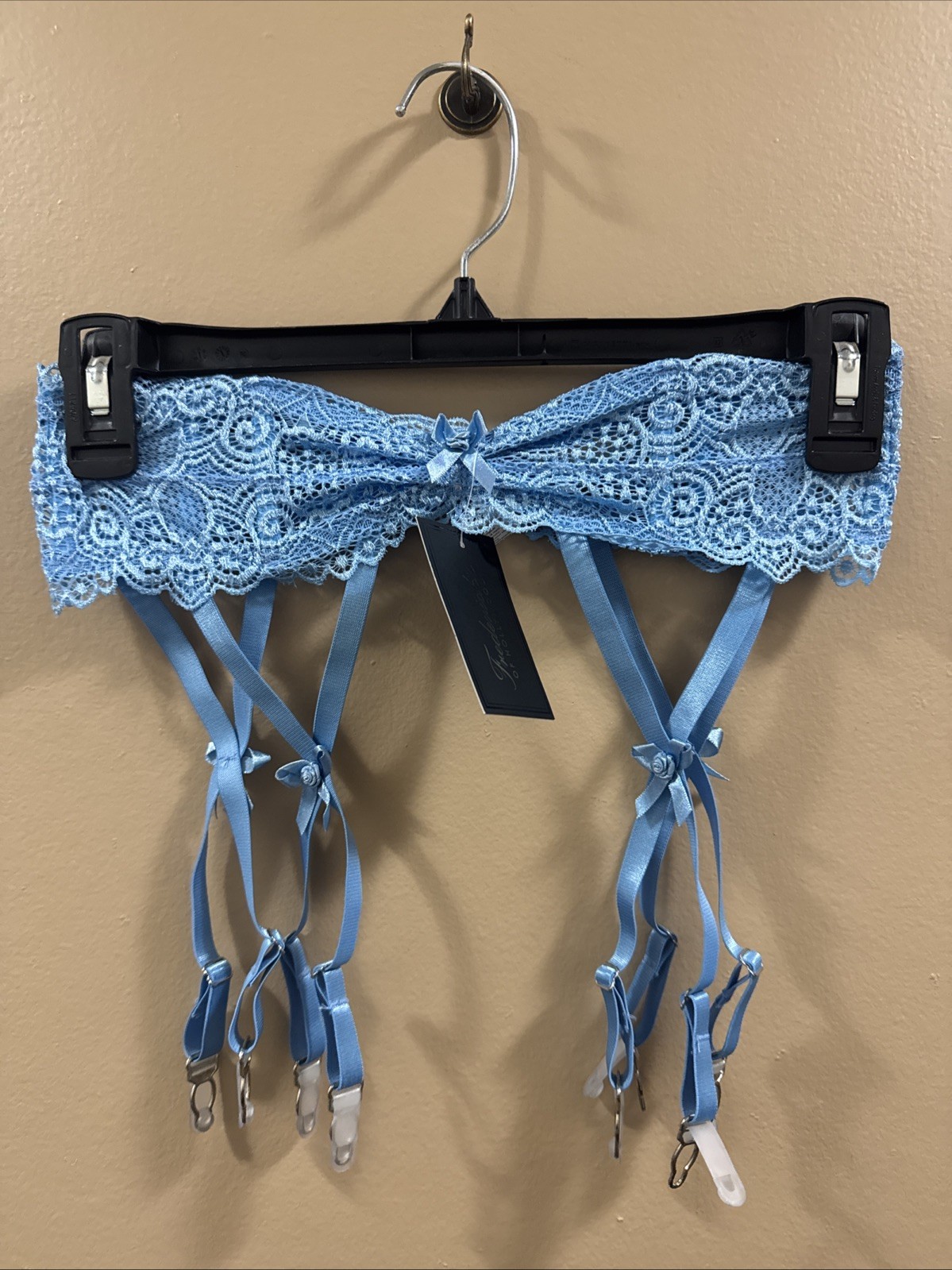 Fredericks of Hollywood Blue Shiny Lace Embroidery Nylon Garter P/S NOS 26” W