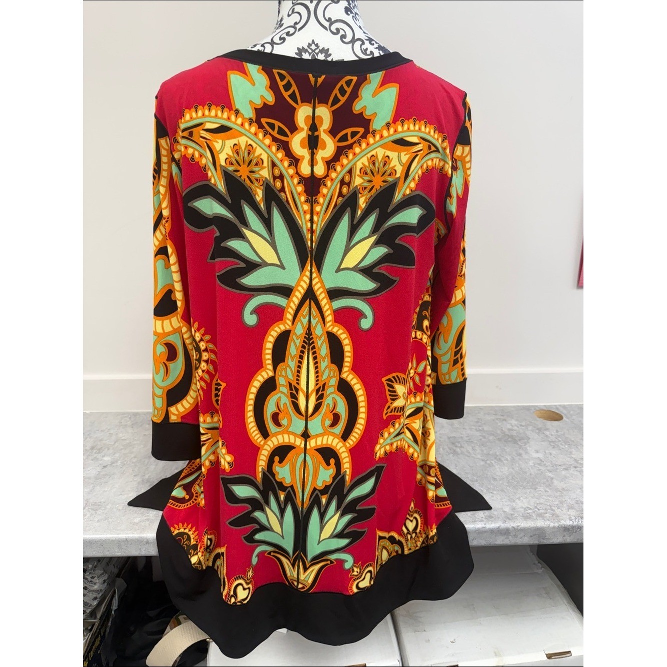 Eva Varro Large Abstract Art Print Tunic Top Made in USA sz L