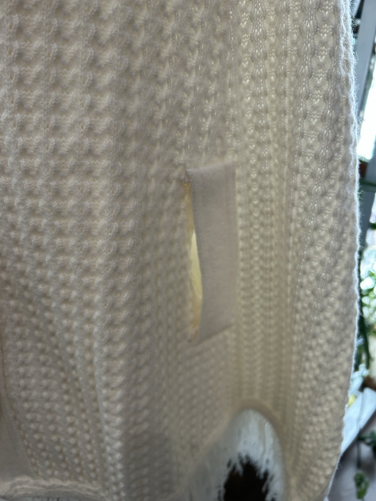 VTG Women’s Fashioned 100% Turbo Orlon Acrylic White Fringed Button Shawl Cape