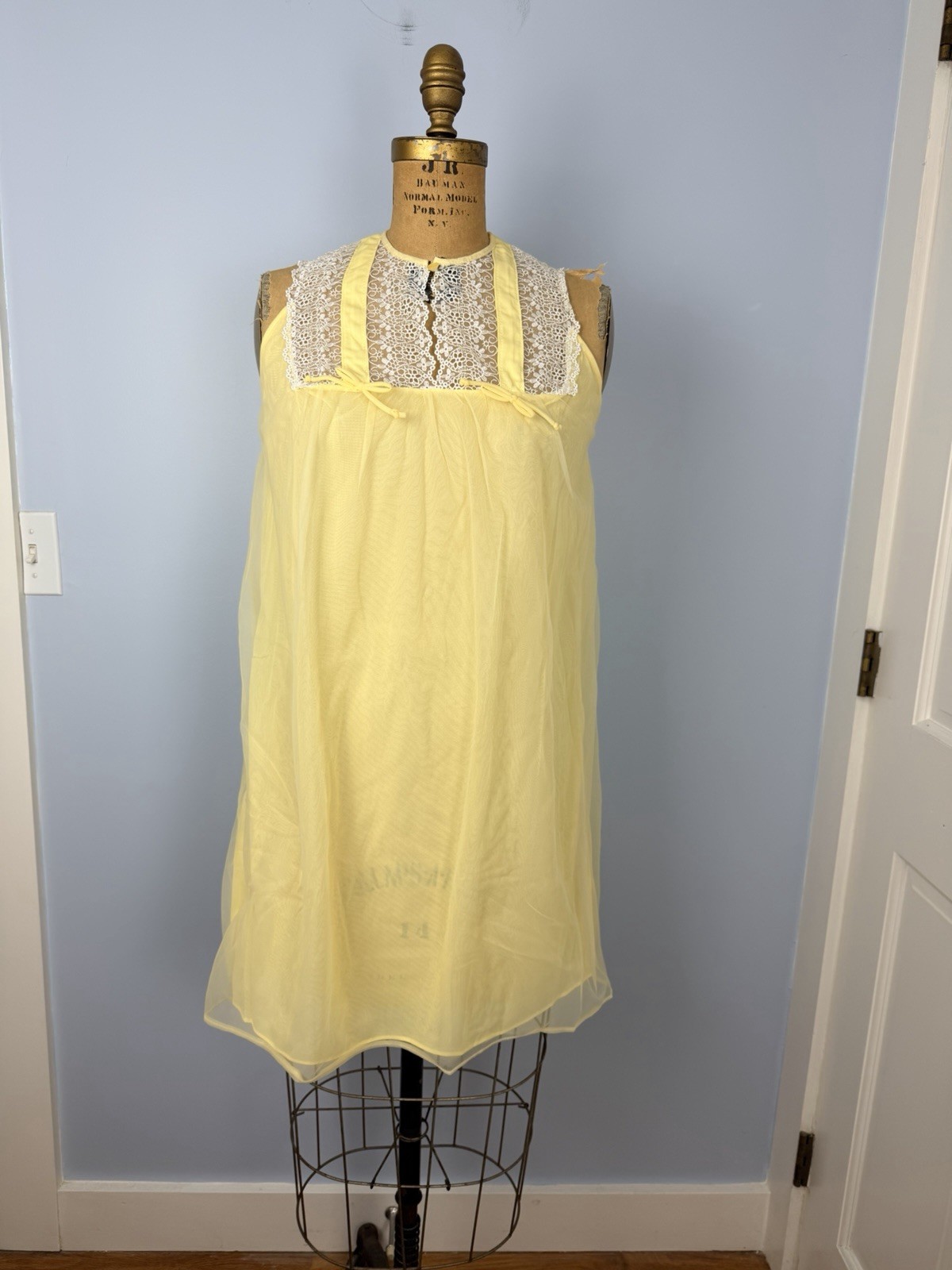 Vintage Fashioned by Belinda Yellow Chiffon Nightgown S Negligee Sheer Sleepwear