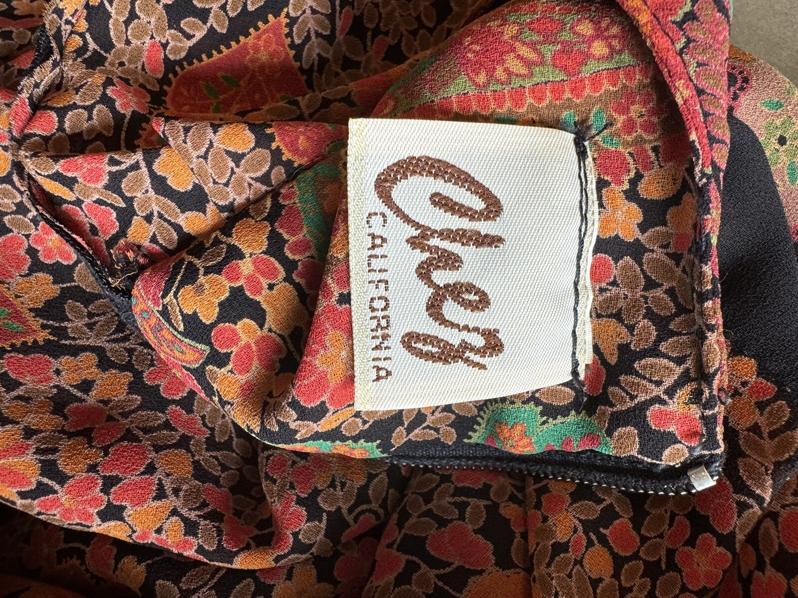 Vibrant Vintage Boho Paisley Dress 1970s? Orange Black Teal Yellow Floral