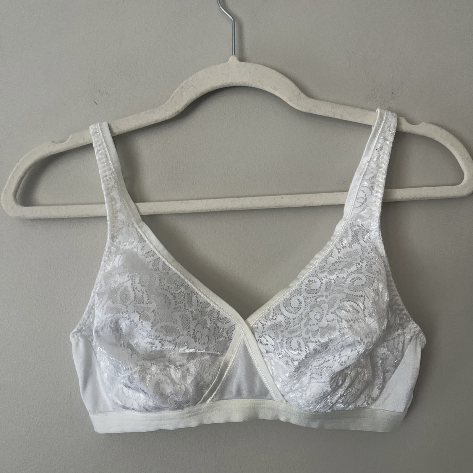Vintage Playtex Everyday Basics White Lace Unlined Wire Free Bra 5205 Sz 34C