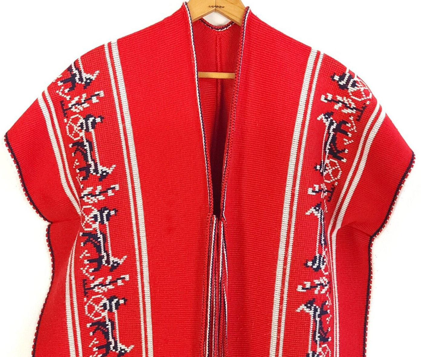 Vtg Handmade Poncho Folk Horses Print Amish Theme Multicolor Stripes Fringe Hem