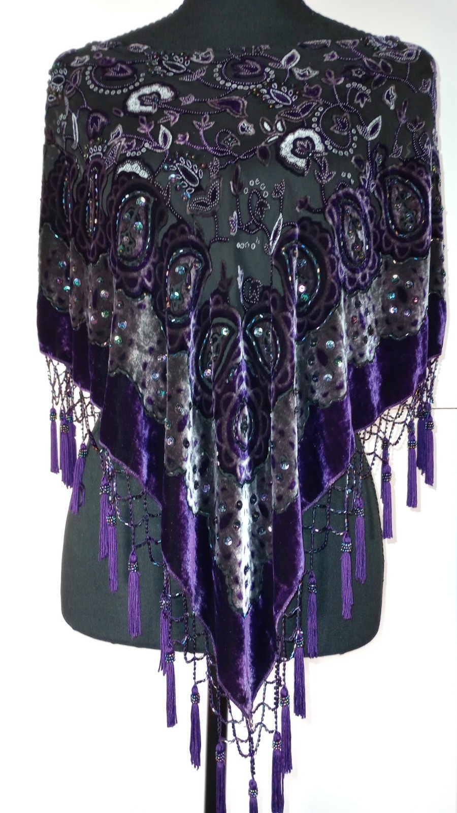 VINTAGE PURPLE/BLK SEQUINED VELVET SHAWL MADE BY PASSION Sz S/M *RARE*