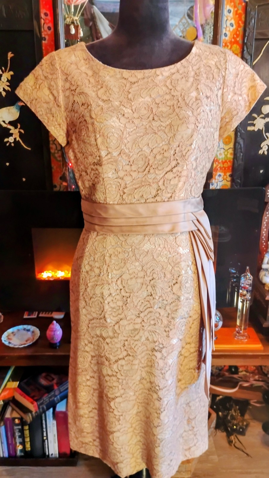 vintage dresses 1950s medium
