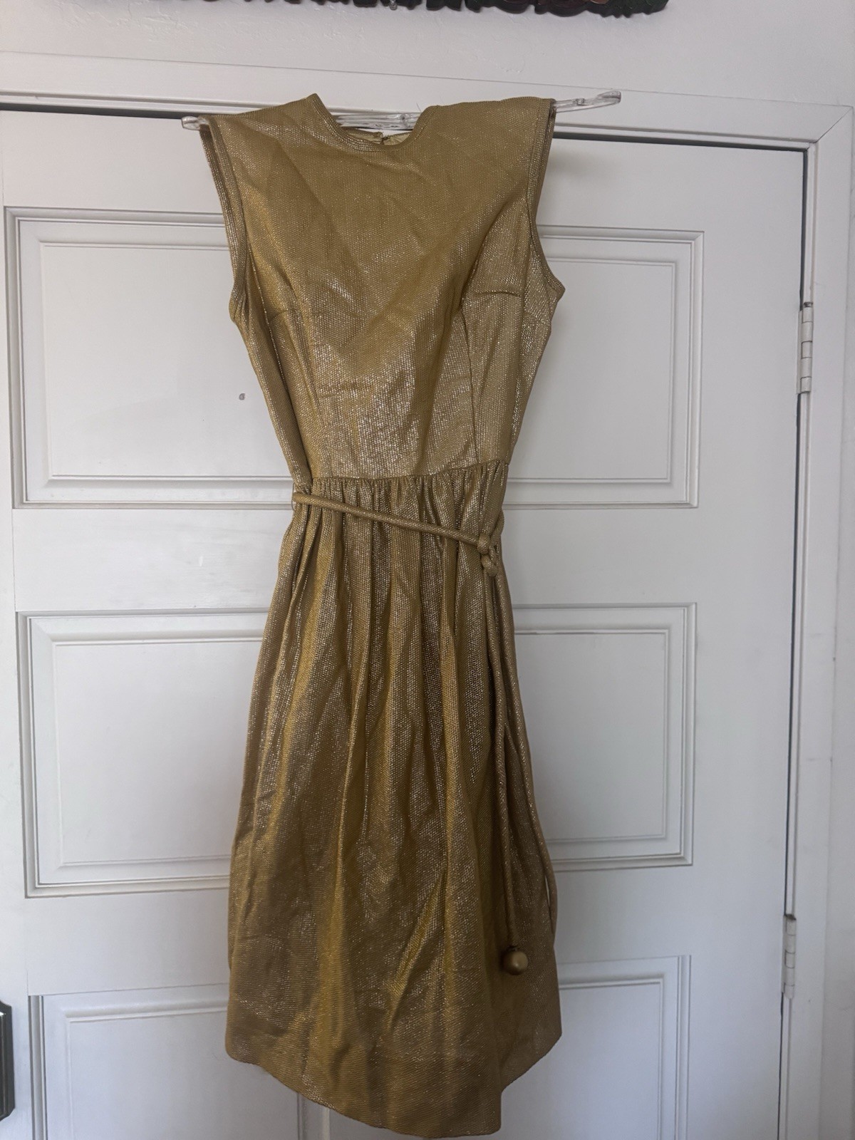 Vintage 1960s Metallic Gold Lurex Cocktail Party Dress – Cut-Out Bow Back S/M