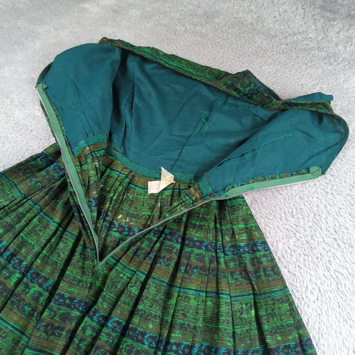 VTG Early 1960s Dress Womens 8 Green Mod Knee Length Zippered Go Go Nancy Greer